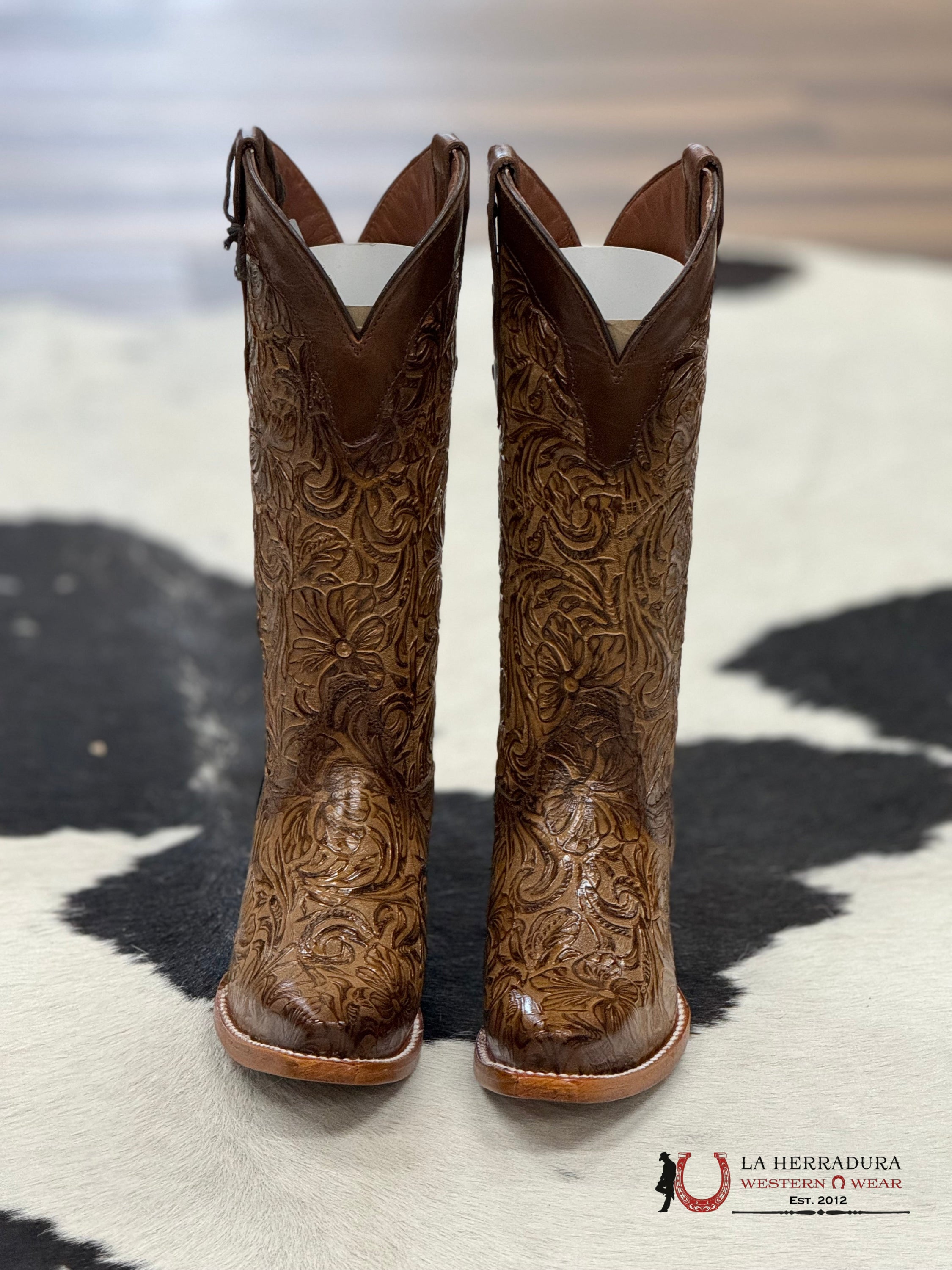 Hand Tooled Flor De Luz Miel Point Toe Botas Mujeres