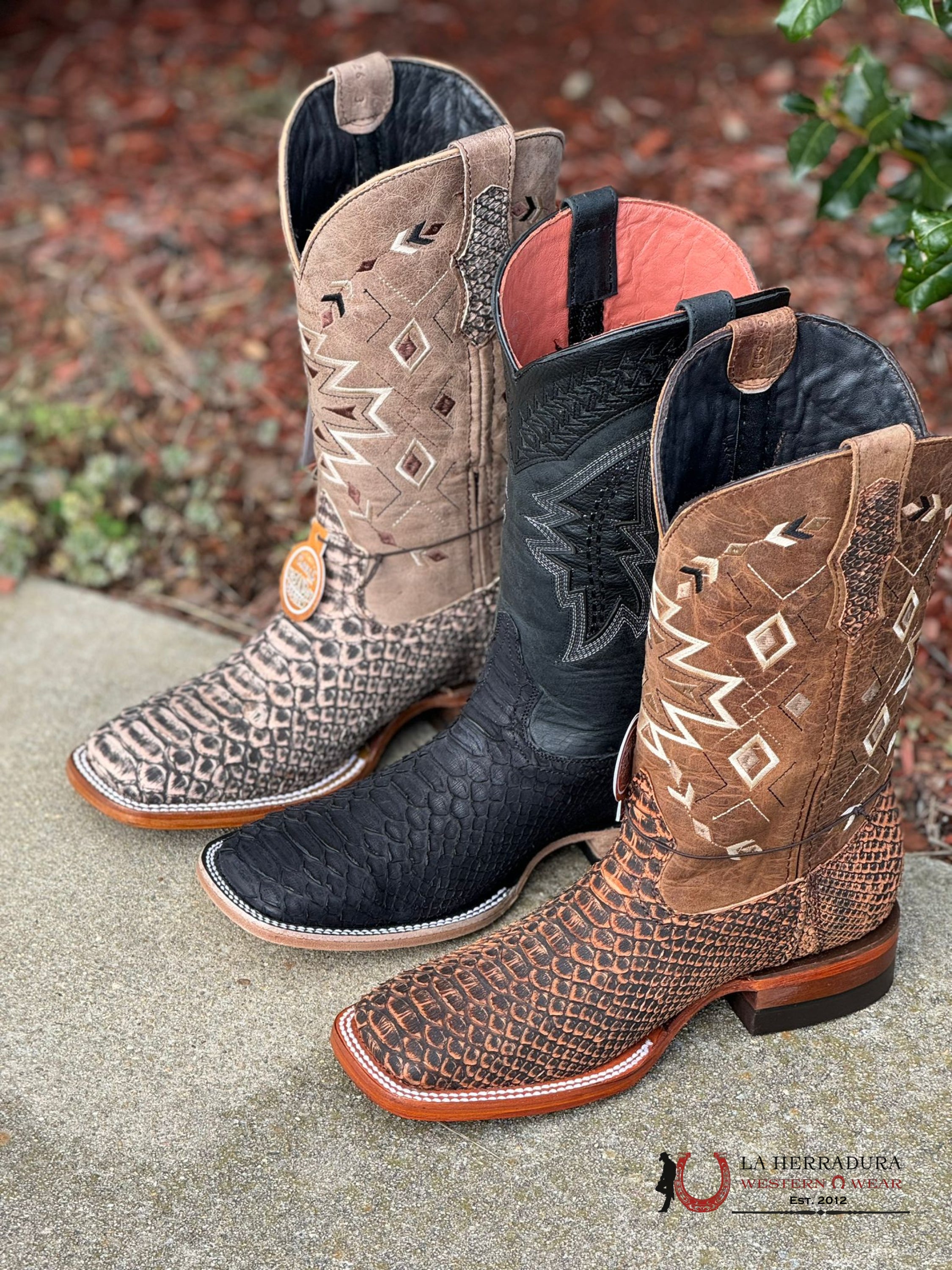 Hometown Men Python Black Matte Square Toe Botas Hombres