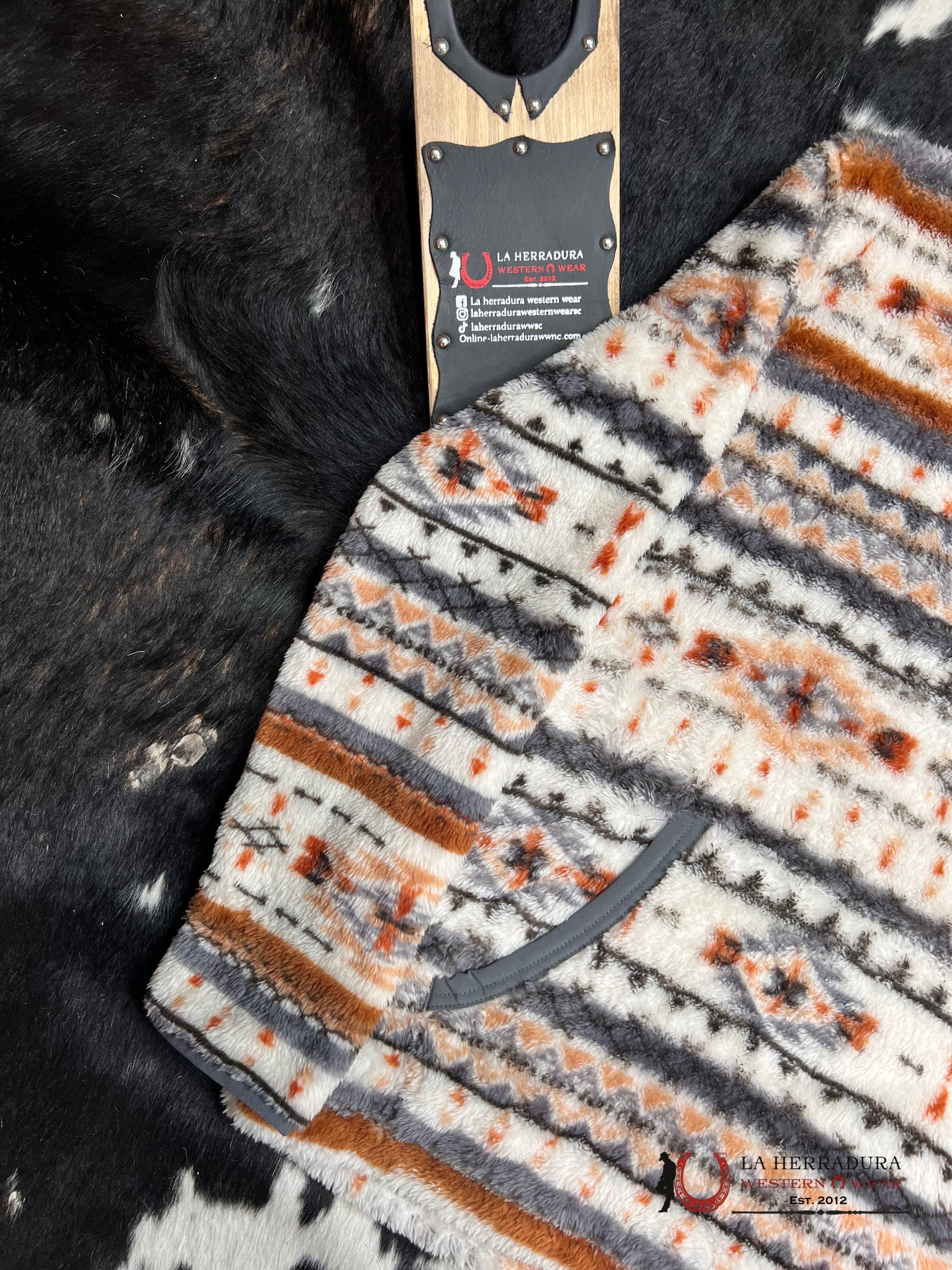 Hooey Womens Fleece Pull Over- Tan/Grey/Aztec Ropa Mujeres