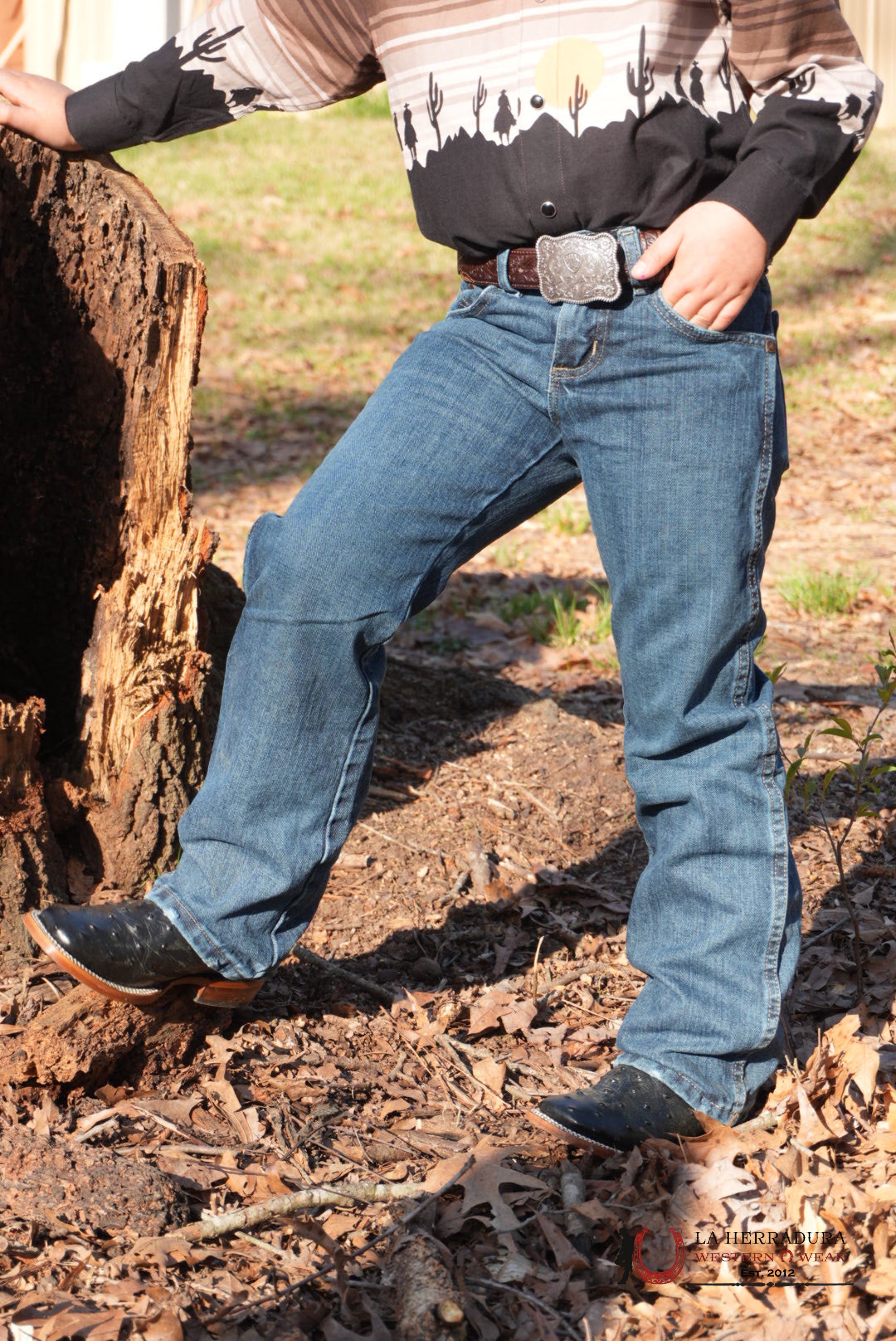 JEANS BOYS WRANGLER RETRO RELAXED STRAIGHT PREMIUN DENIM 10BRT30EB NIÑOS