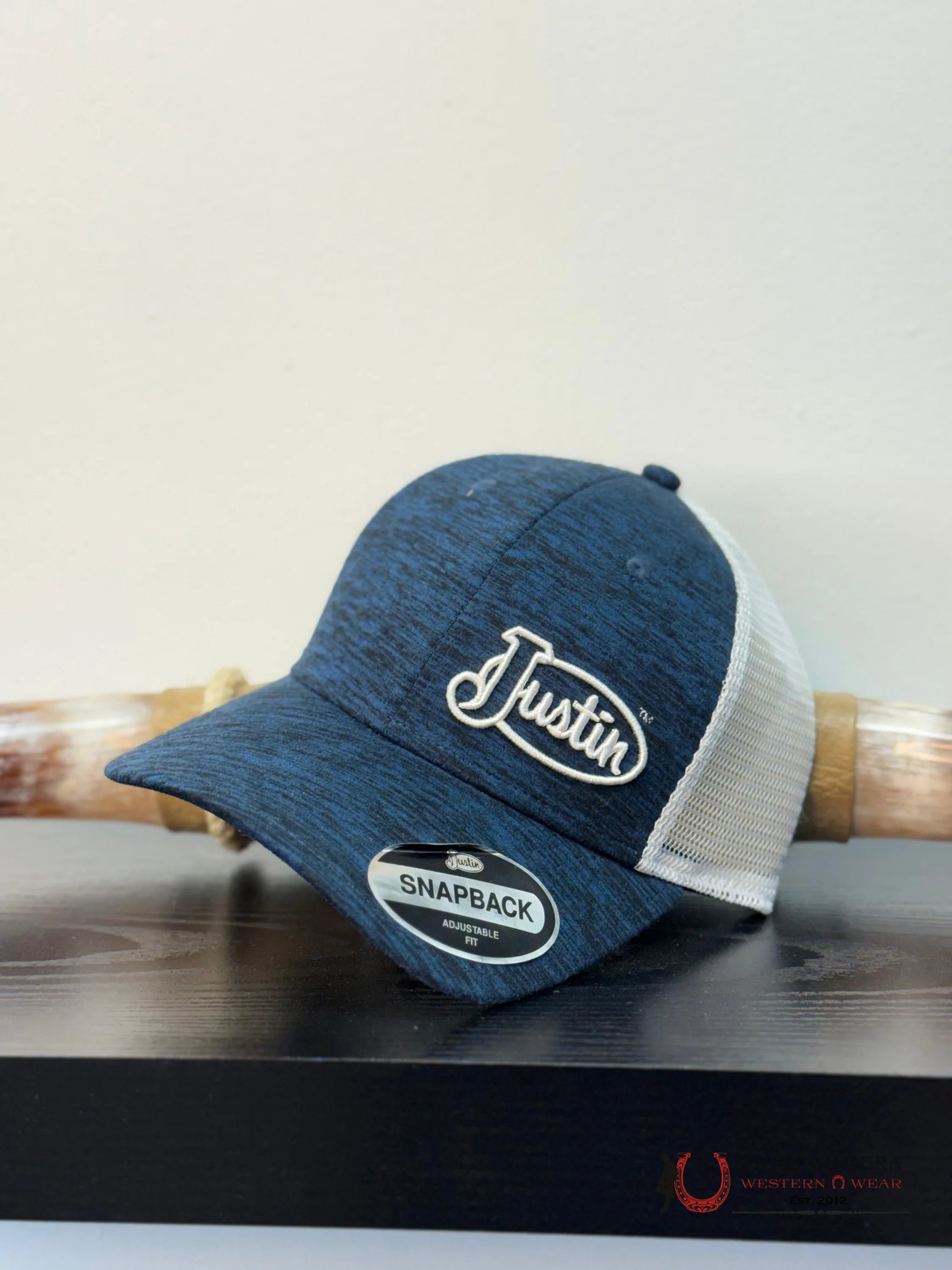 JUSTIN CAP NAVY WITH WHITE