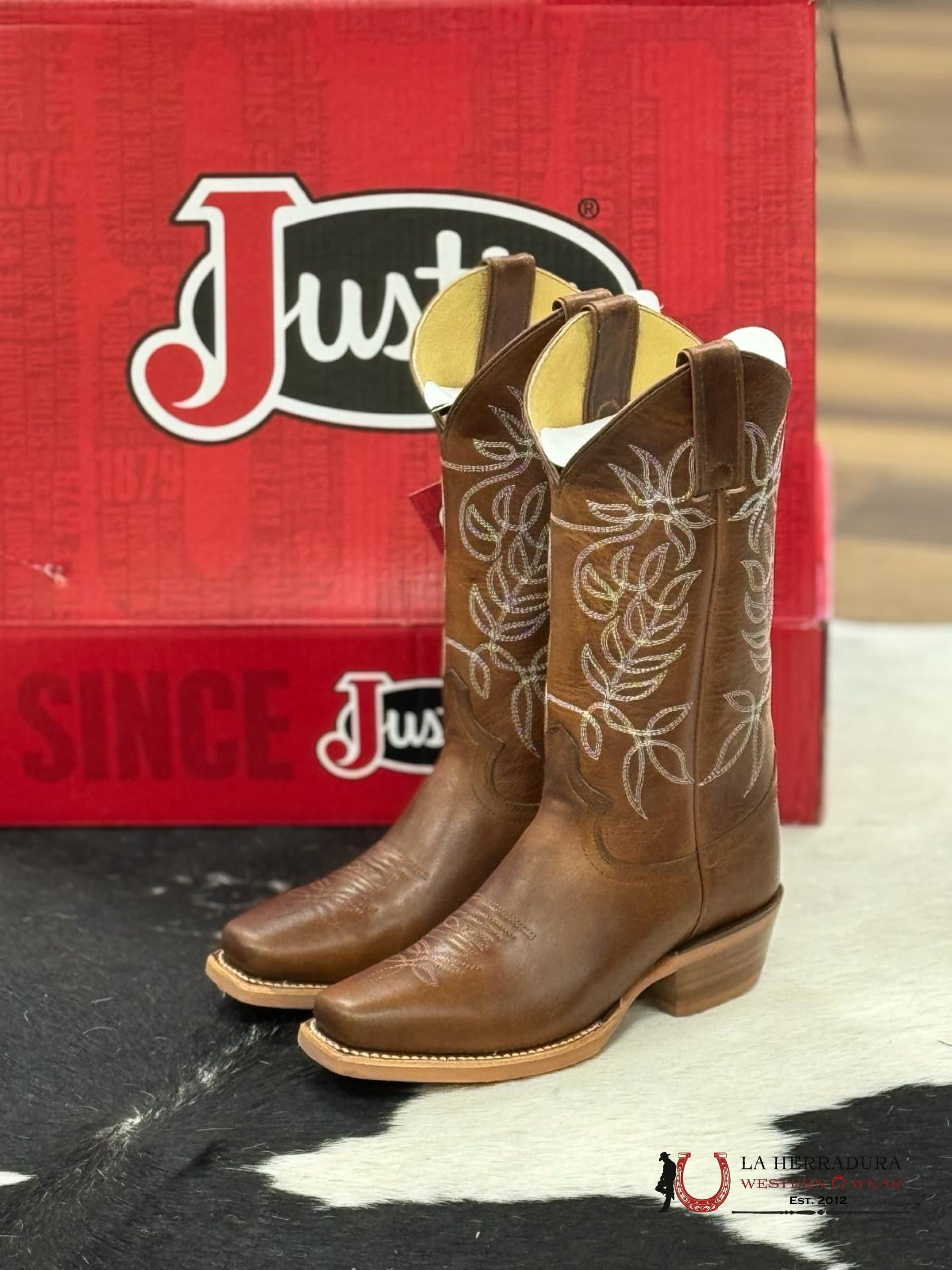 JUSTIN WOMENS VICKERY CAMEL NARROW SQ. TOE -CJ4014