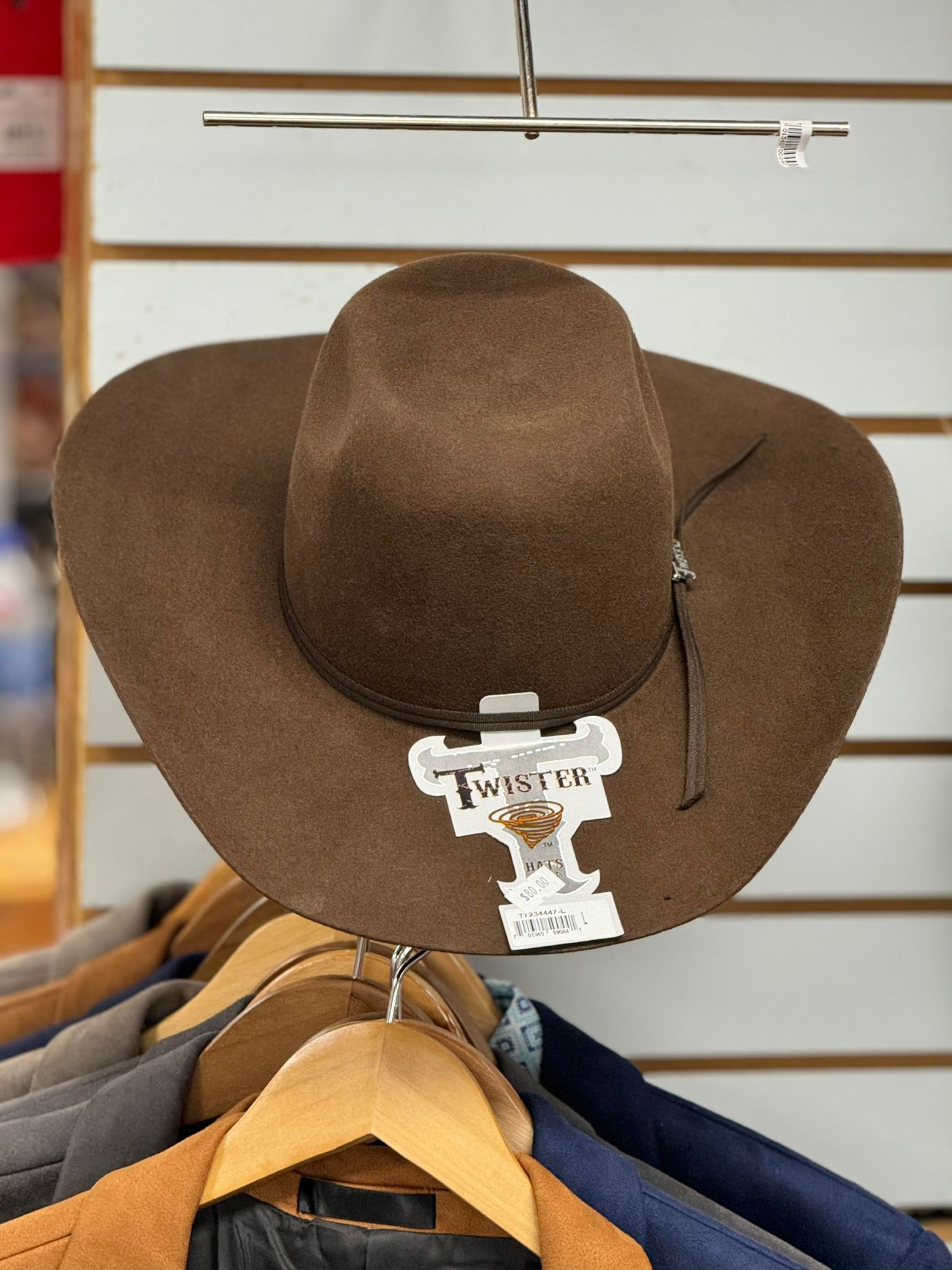 Kids Twister Chocolate Felt Niños