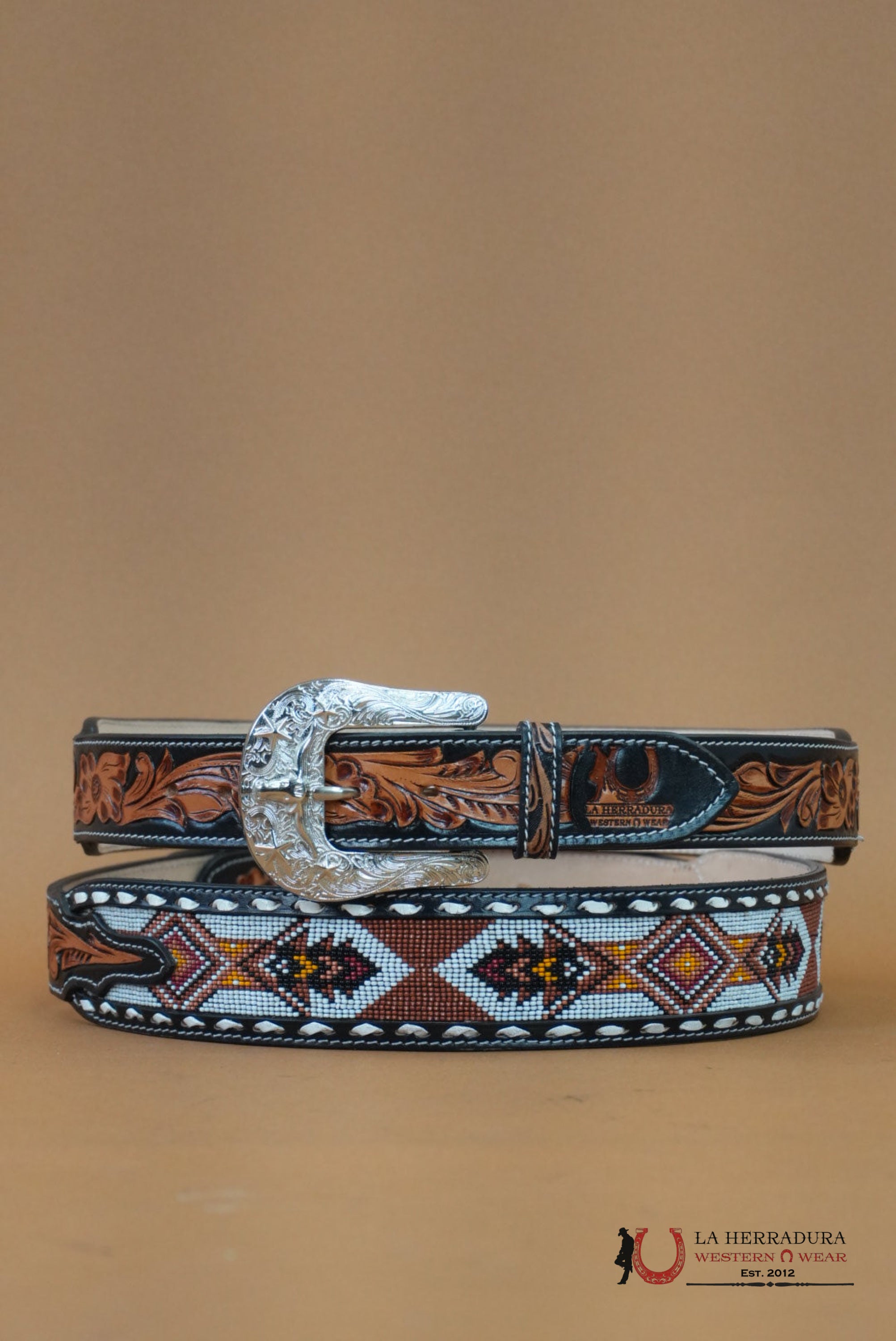 LA HERRADURA AZTEC ORANGE WHITE HANDTOOLED NEW DESIGN BELT CINTURONES HOMBRES