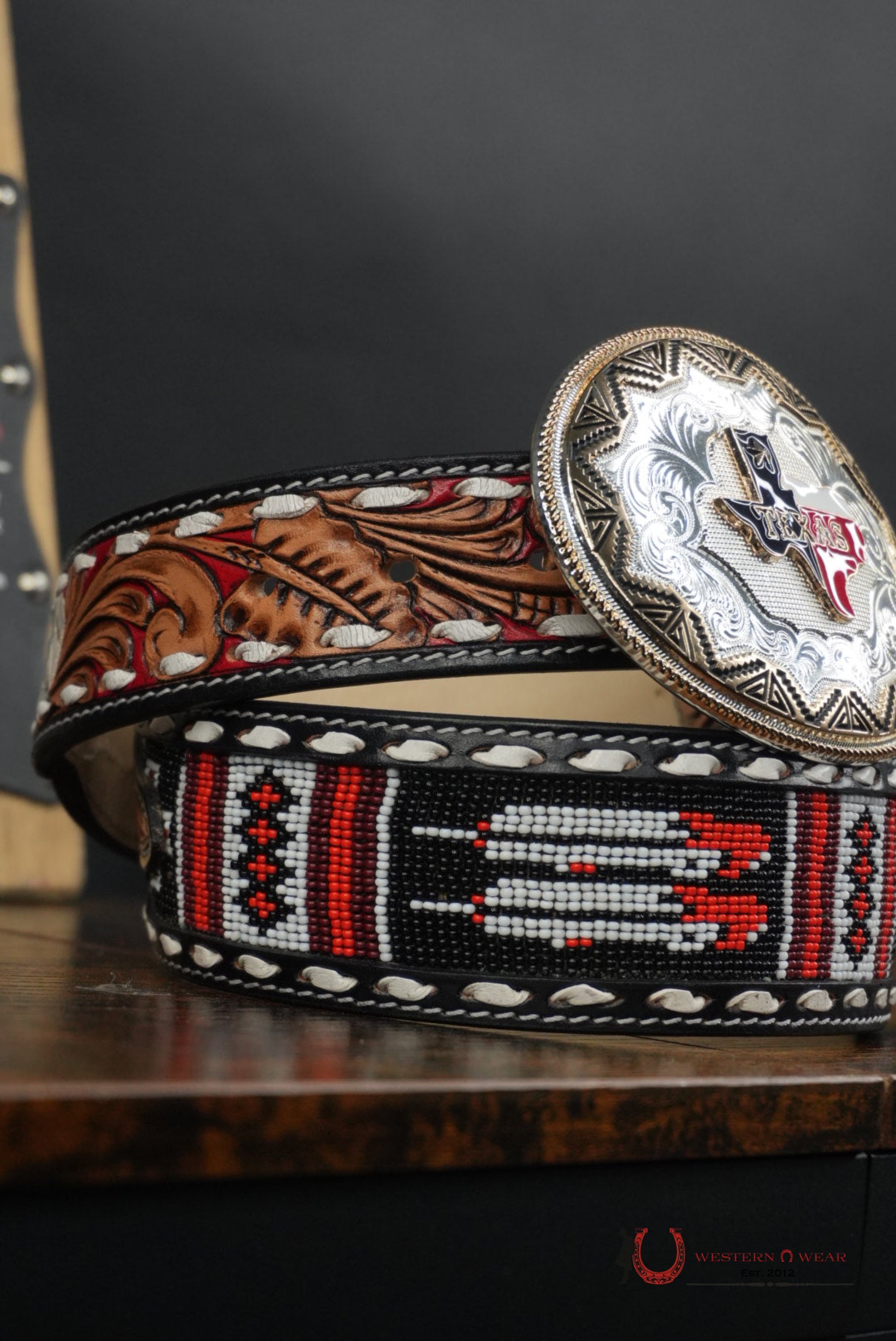 LA HERRADURA AZTEC RED BLACK CARDS&CROSS HANDTOOLED NEW DESIGN BELT CINTURONES HOMBRES