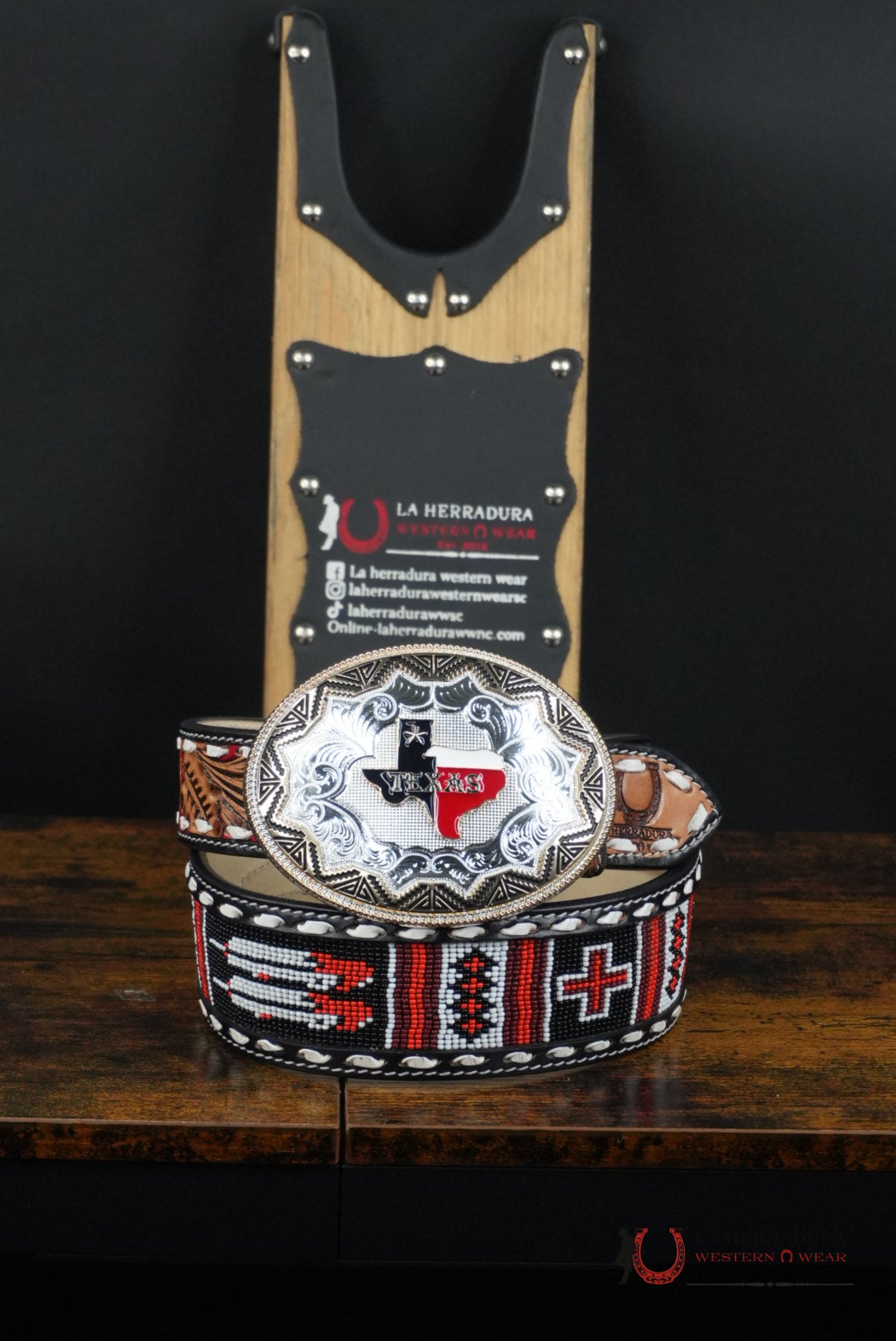 LA HERRADURA AZTEC RED BLACK CARDS&CROSS HANDTOOLED NEW DESIGN BELT CINTURONES HOMBRES