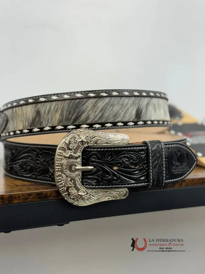 La Herradura Black Cowhide Handtooled 2 Inch Belt Cinturones Hombres