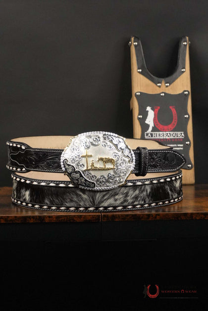 CINTURÓN DE CUERO NEGRO GRABADO A MANO LA HERRADURA DISEÑO NUEVO