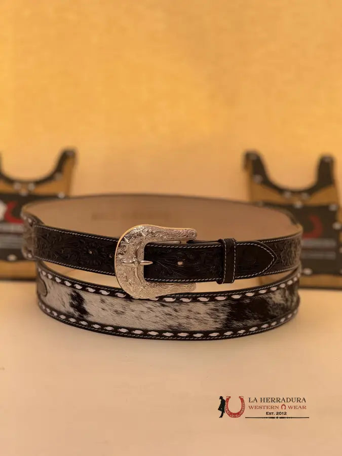 La Herradura Black Cowhide Handtooled New Design Belt Cinturones Hombres