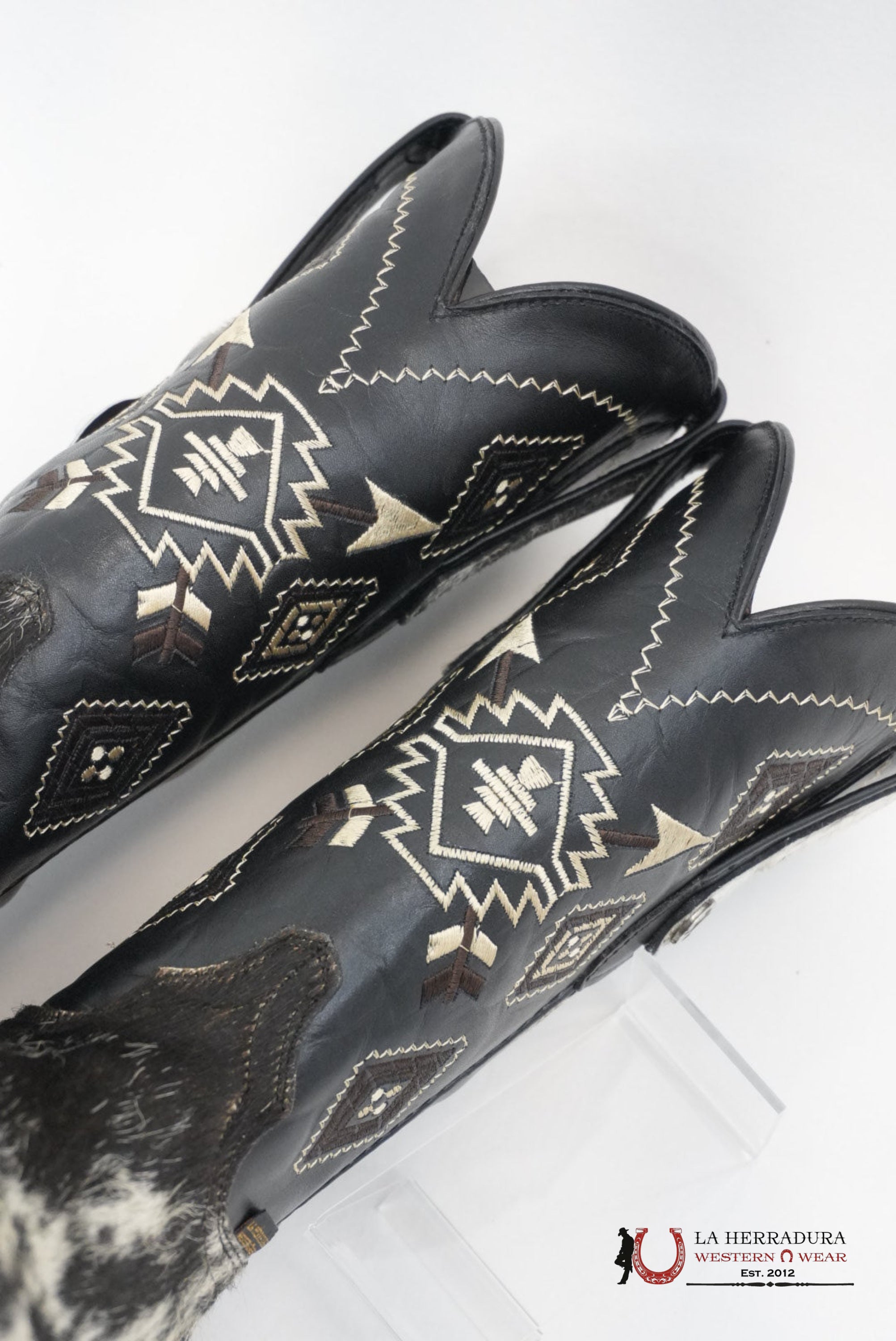 LA HERRADURA MEN BOOT COWHIDE BLACK / WHITE (EVERY PAIR IS UNIQUE) BOTAS HOMBRES