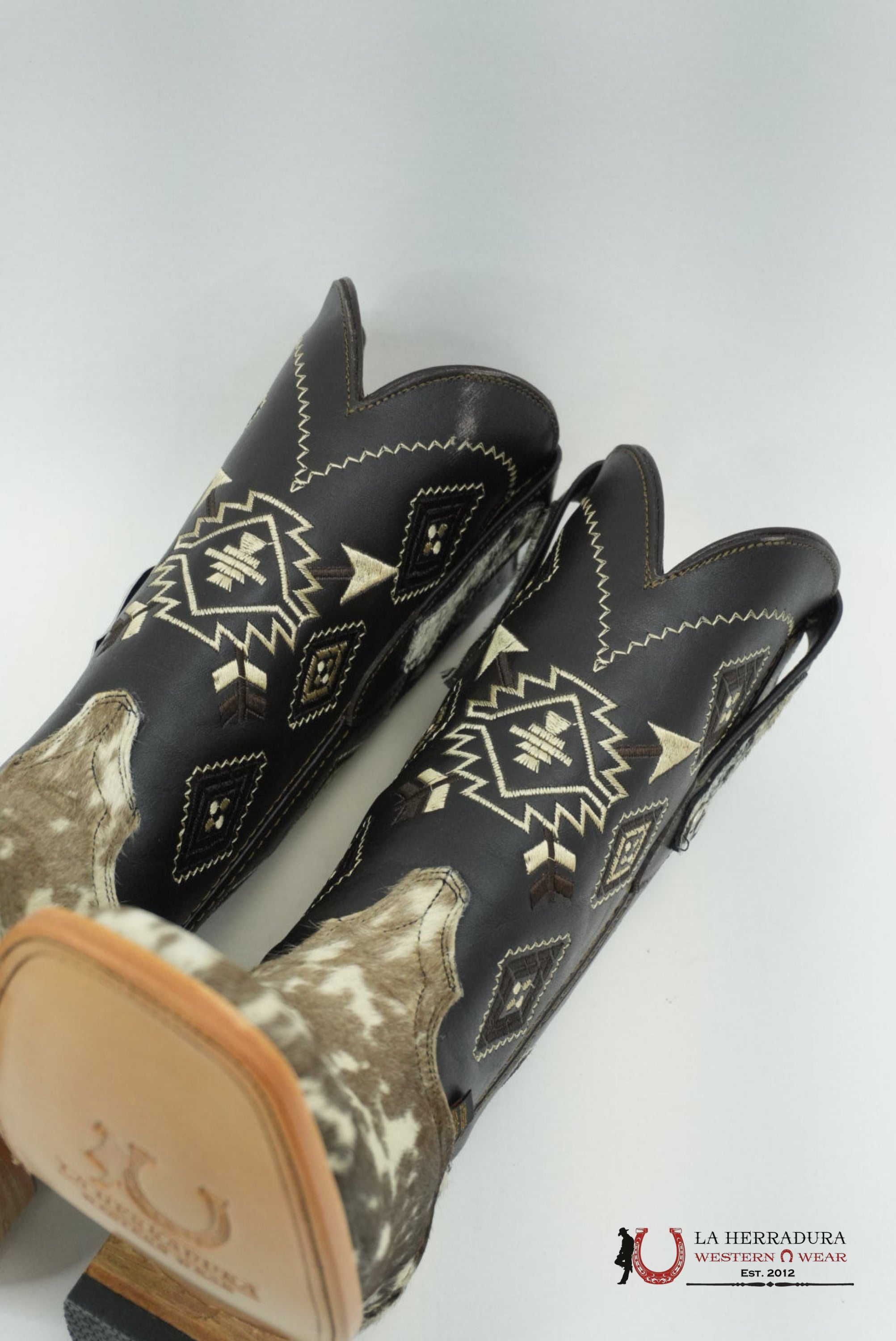 LA HERRADURA MEN BOOT COWHIDE BROWN / WHITE (EVERY PAIR IS UNIQUE) BOTAS HOMBRES