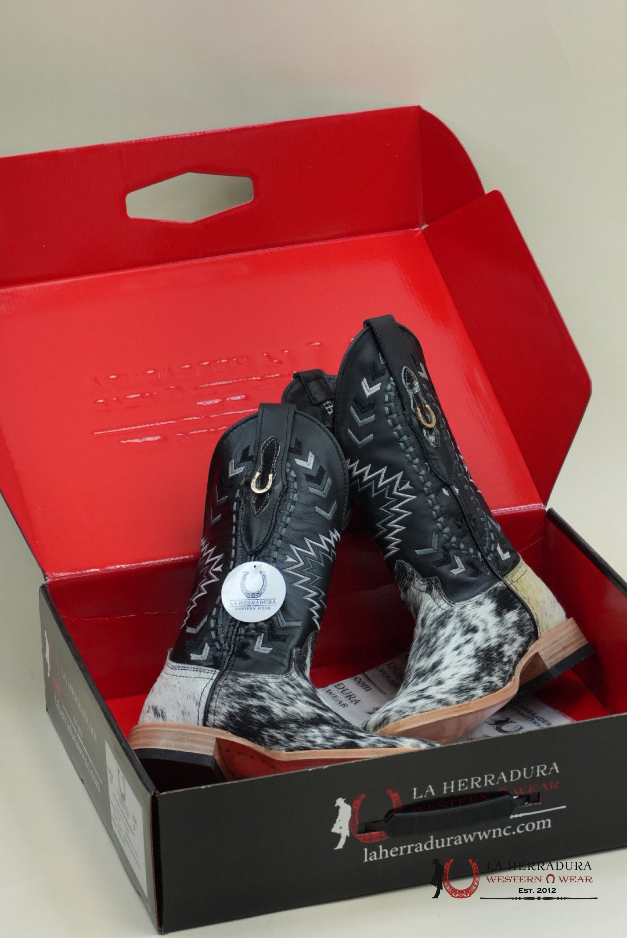 LA HERRADURA WOMEN PELO DE VACA BLANCO/NEGRO CHEROKEE NEGRO BOOT BOTAS MUJERES