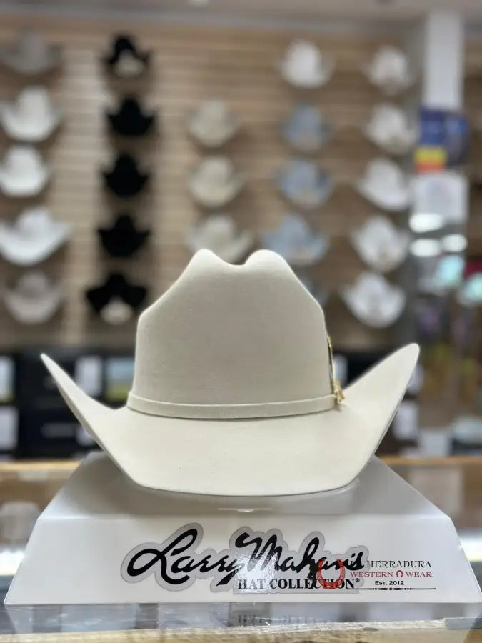 LARRY MAHAN S 30X COWBOY HAT SILVER BELLY