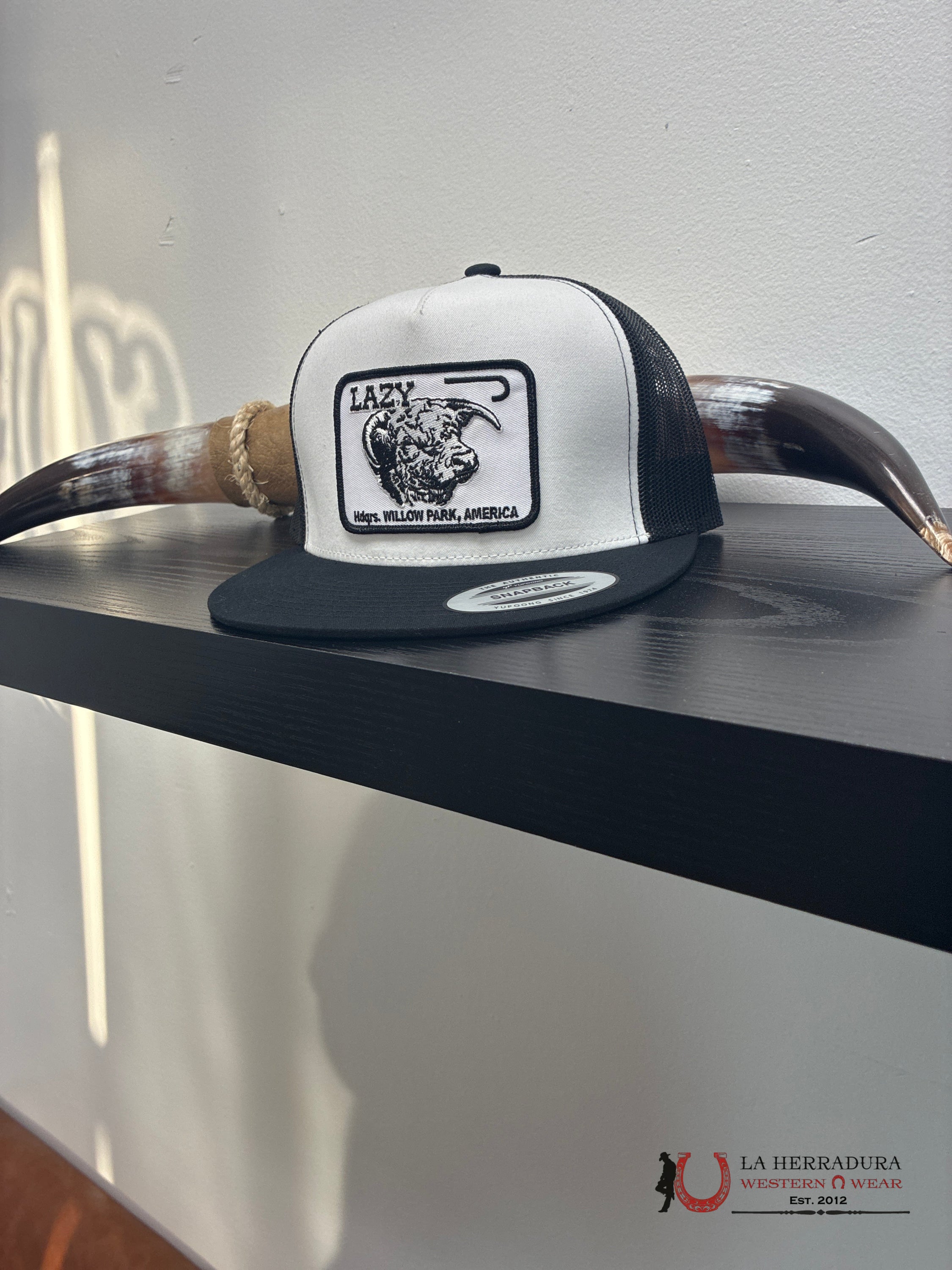 LAZY J CAPS BLACK AND WHITE 2.3