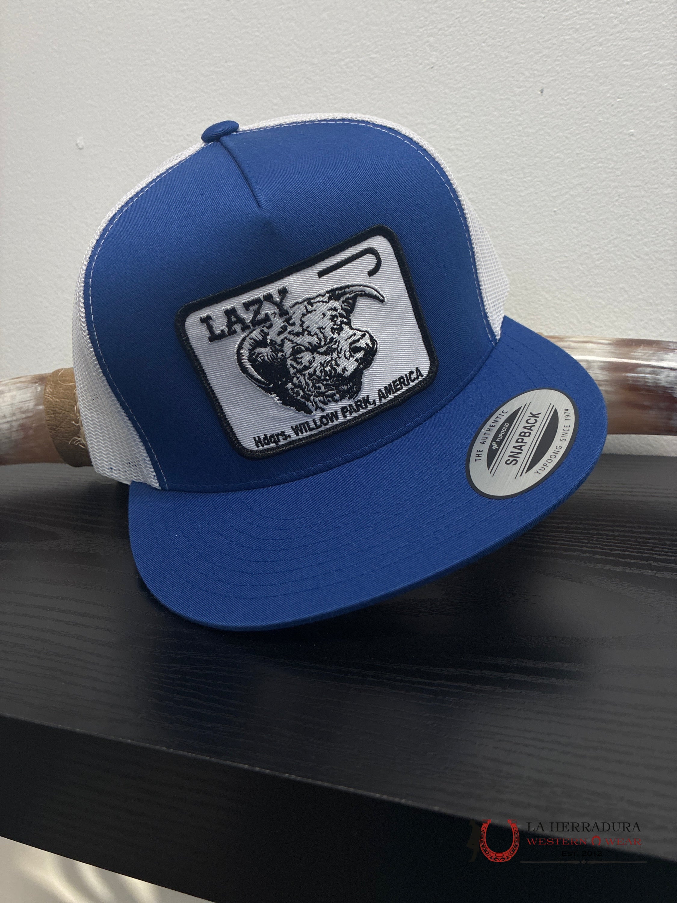 LAZY J CAPS BLUE Style 2.2 white