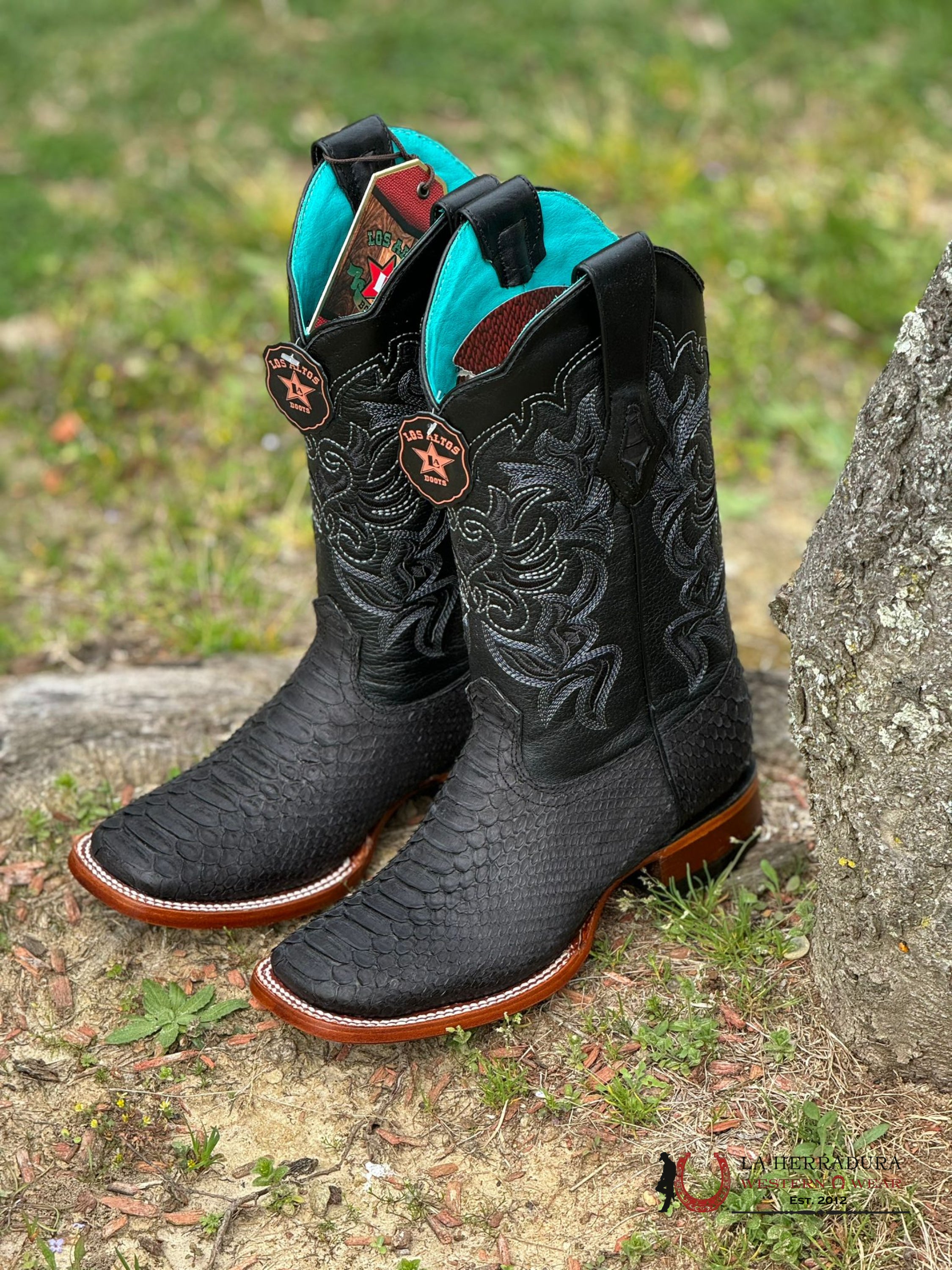 Los Altos Wide Square Toe Python Nobuck Black Botas Mujeres