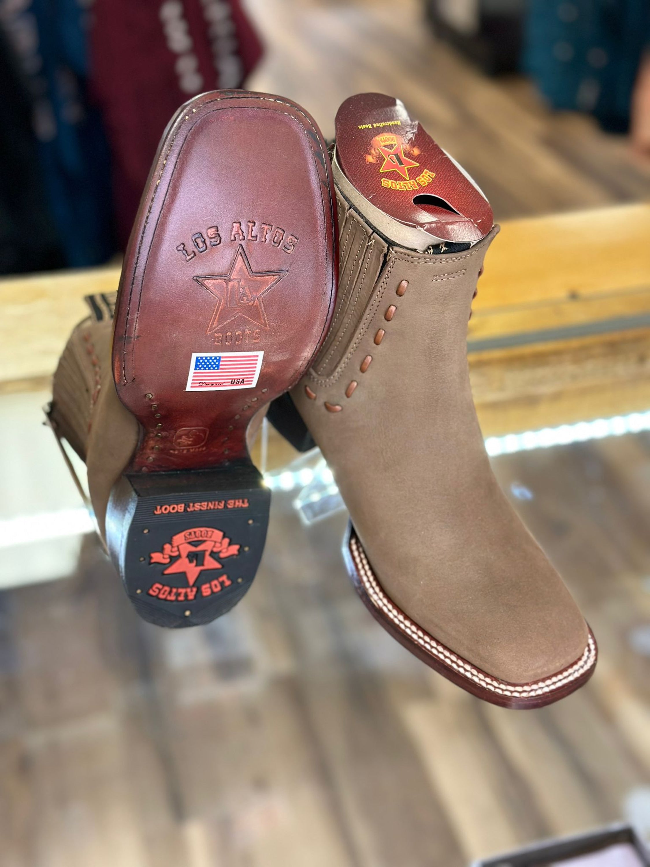 Los Altos Women’s Short Boot Nobuck Taupe 32B6361 Botas Mujeres