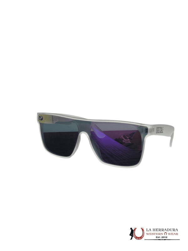 SE BUSCA: TERNERO CON GAFAS DE SOL MORADAS "OPAL"