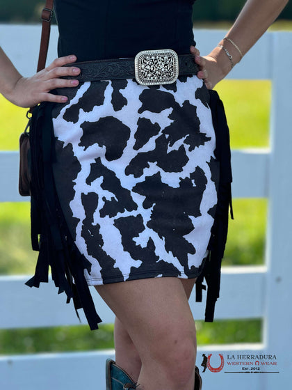 Falda de "Lucky And Blessed" blanca/negra con estampado de vaca y flecos