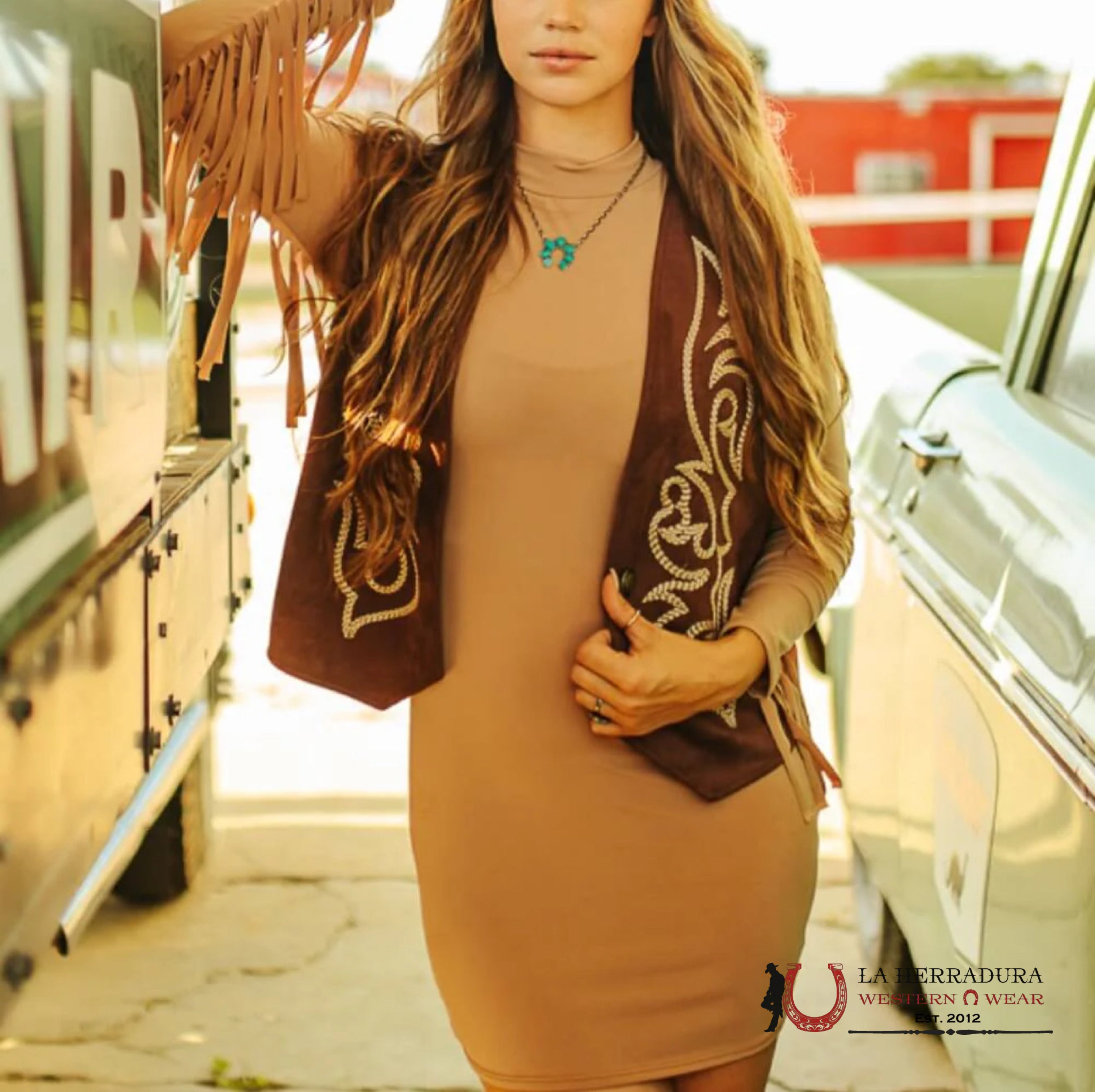 LUCKY & BLESSED BROWN VEST WITH BEIGE EMBROIDERY ROPA MUJERES