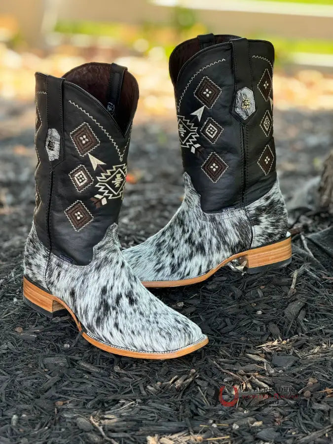 Mens Black & White Cow Hide (Every Pair Is Unique) Botas Hombres