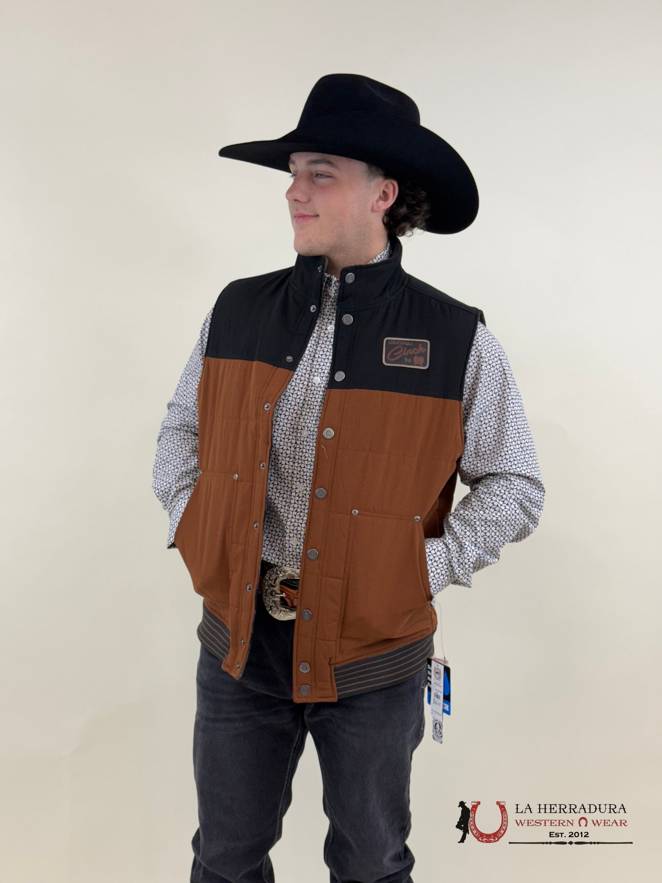 Mens Cinch Reversible Quilted Vest- Brown/ Navy Ropa Hombres