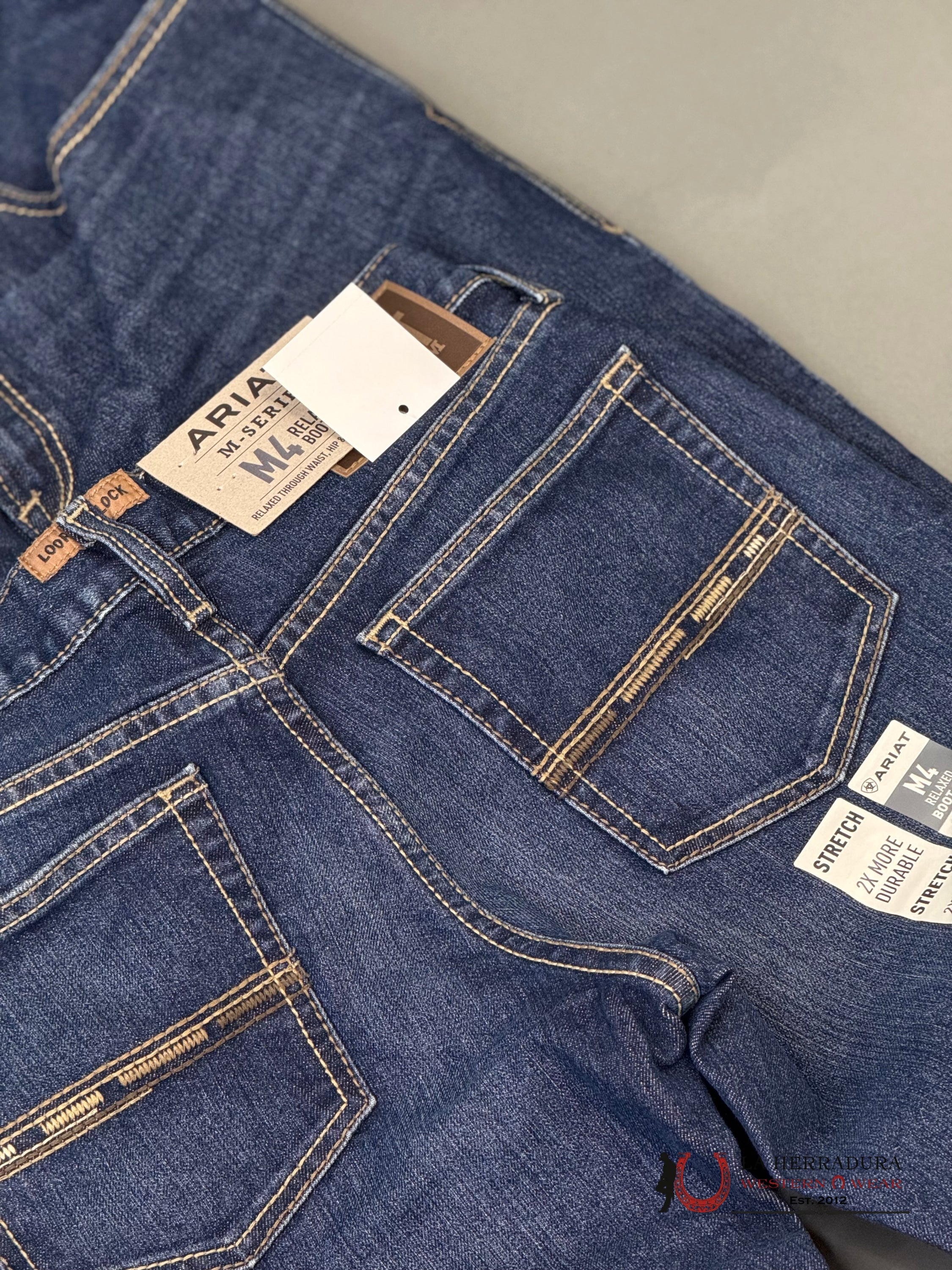 MENS M4 ARIAT HAMPTON RELAXED BOOT CUT JEANS 1400 ARIAT JEANS