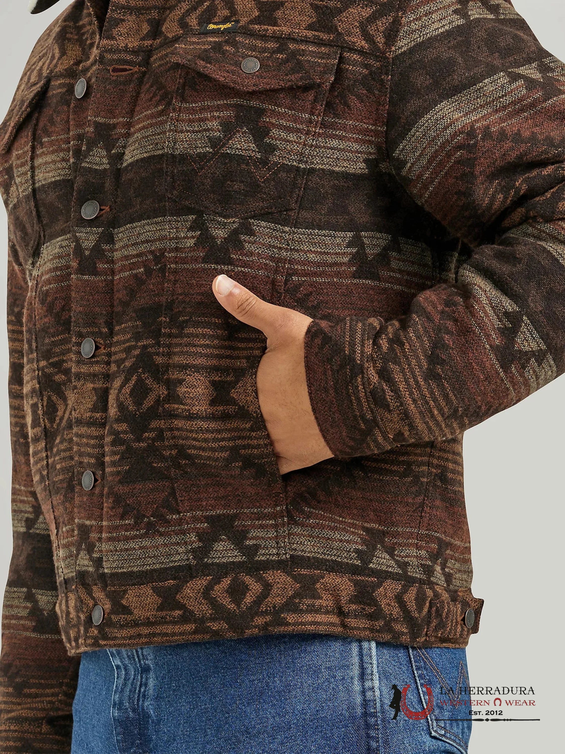 Men’s Wrangler Sherpa Lined Jacquard Print Jacket In Canyon Vibe Ropa Hombres