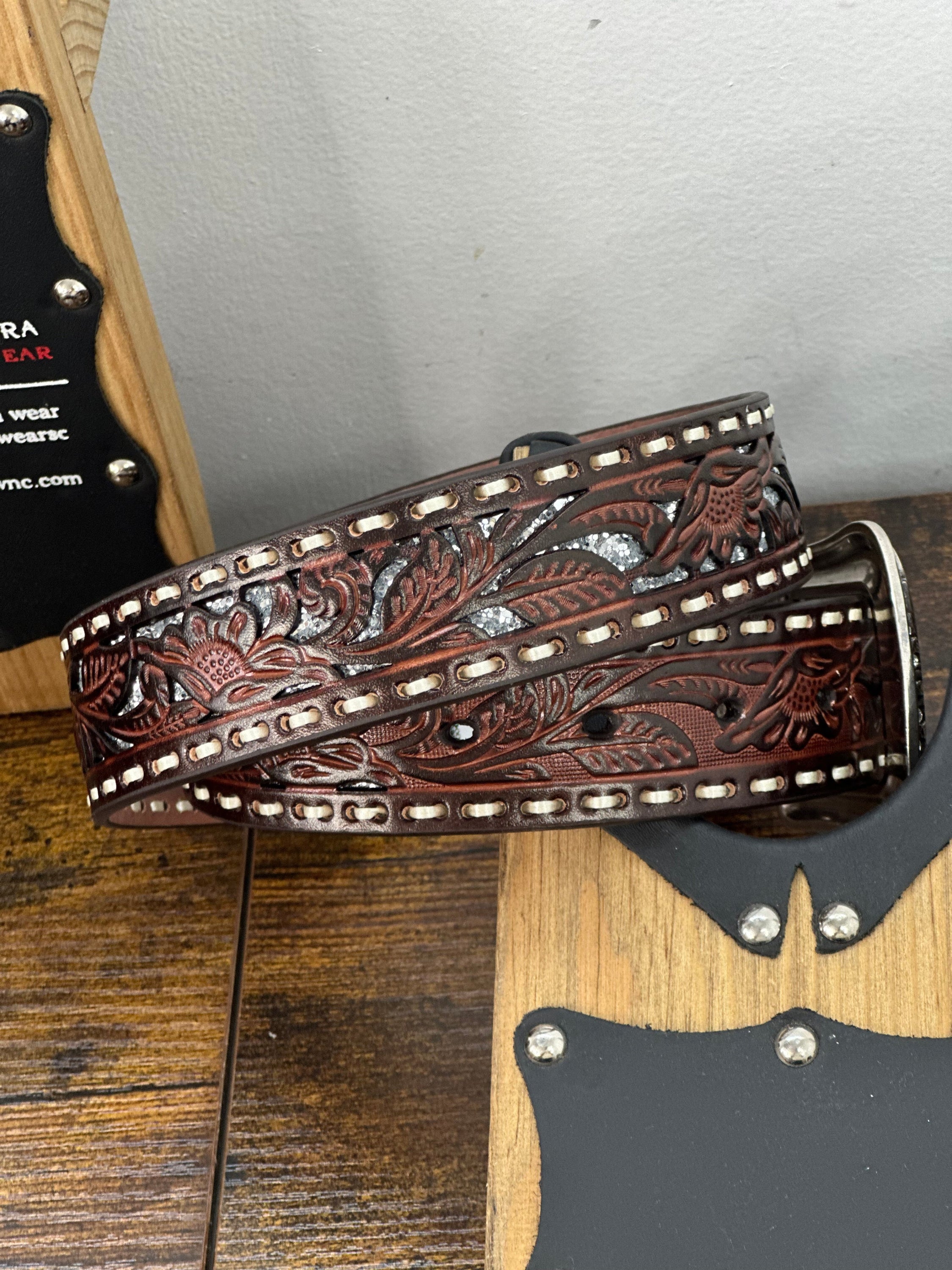 Nocana Handtooled Chocó Sparkle Inlay Belt Cinturones Mujeres