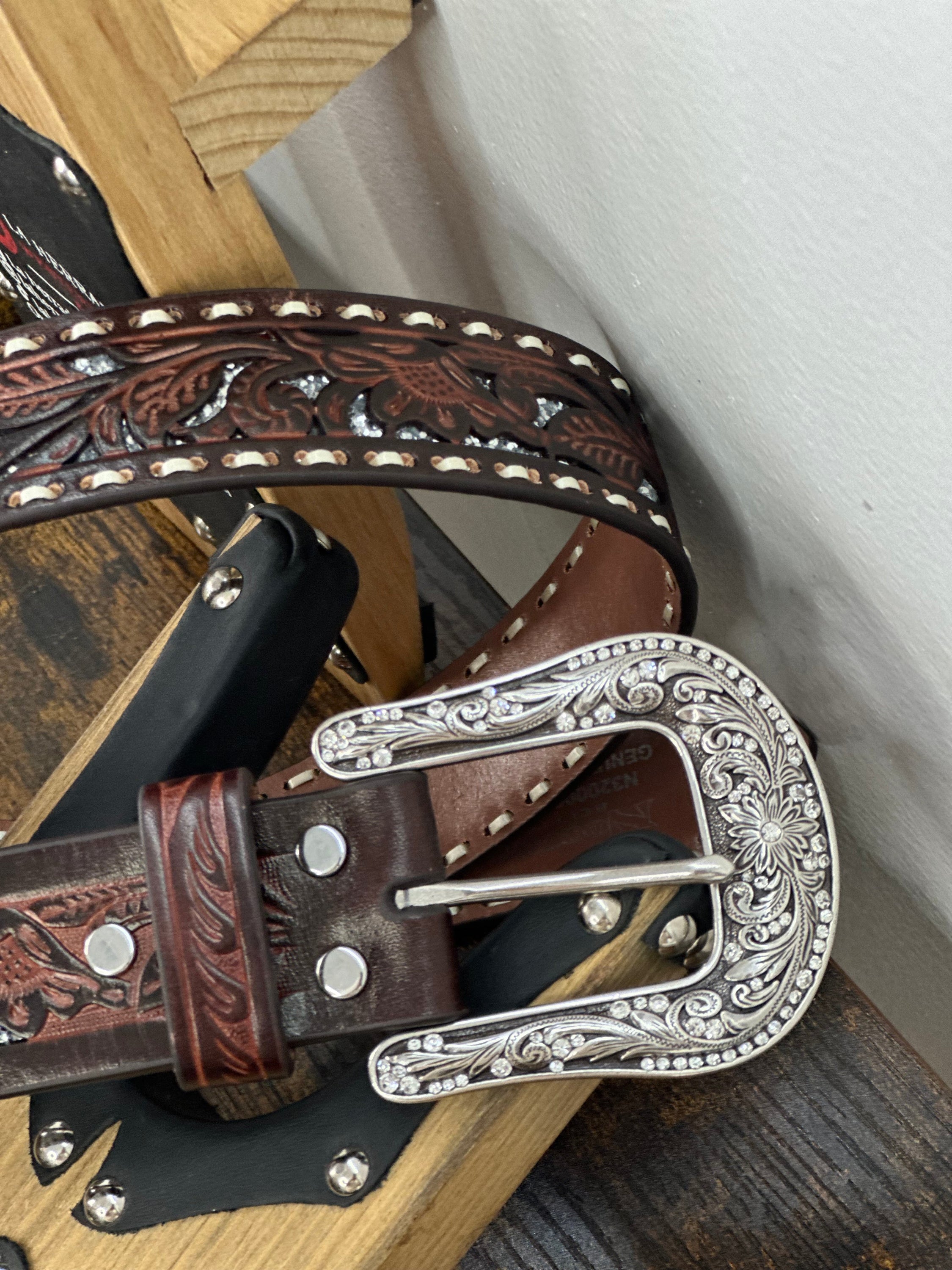 Nocana Handtooled Chocó Sparkle Inlay Belt Cinturones Mujeres