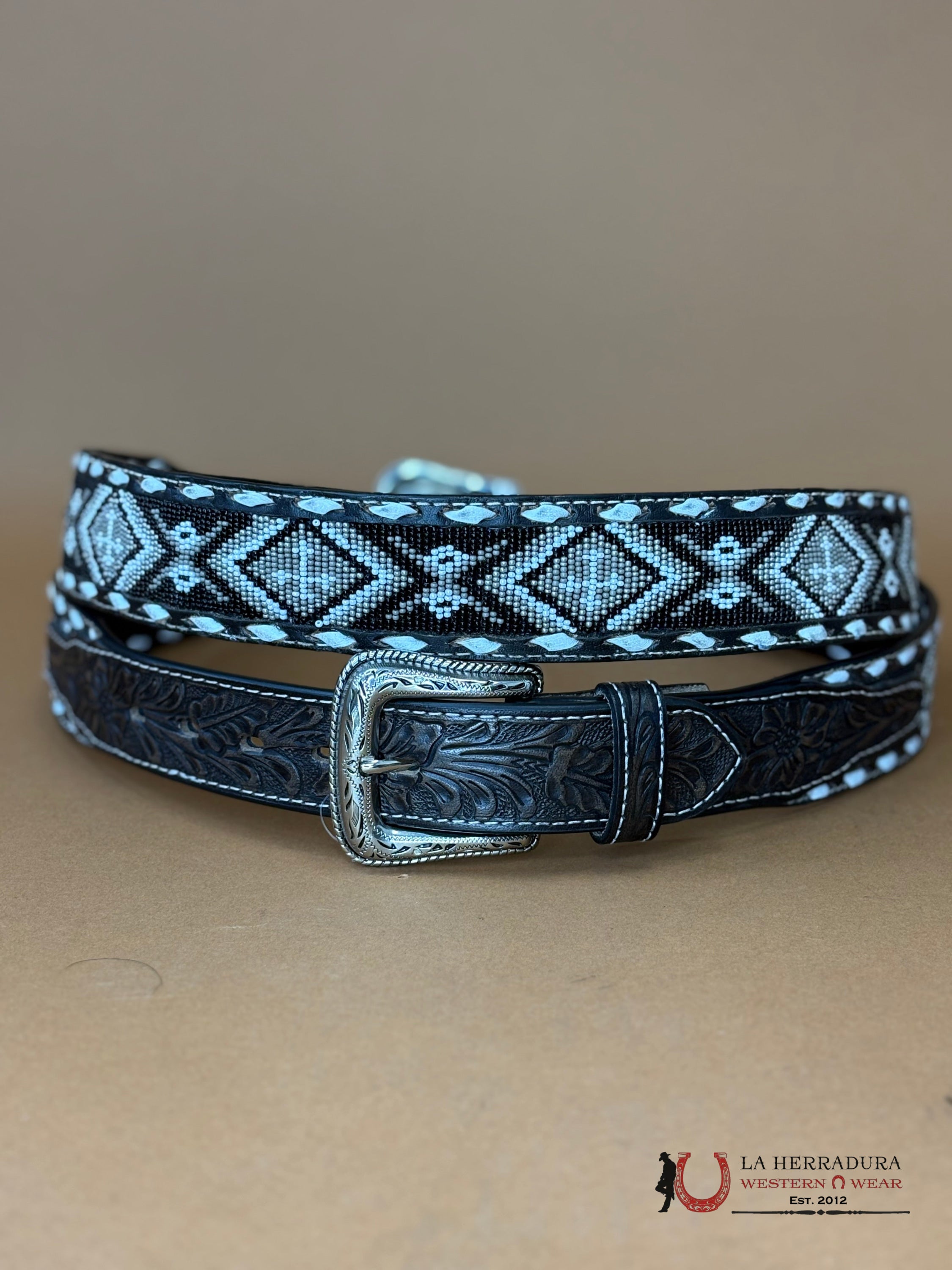 NOCONA BLACK WHITE AZTEC PRINT BELT CINTURONES HOMBRES