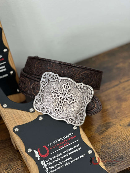 CINTURÓN NOCONA TOBACCO CON ESTAMPADO DE CRUZ N3483802