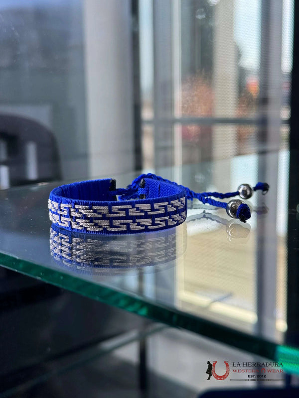 SILVER BRACELET 17