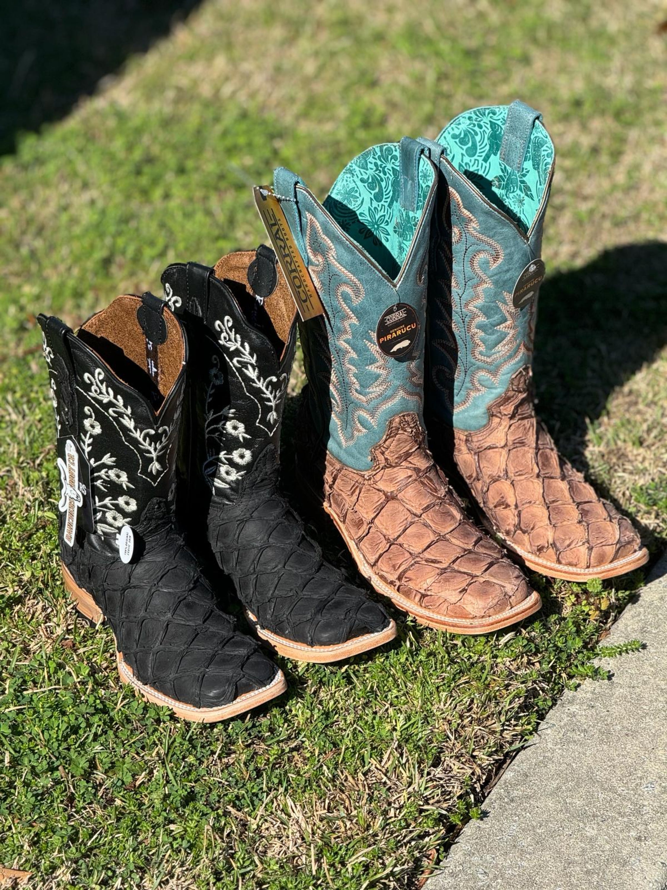 Rancher Fish Exotich Boots Women’s Black Matte Flower Top Botas Mujeres