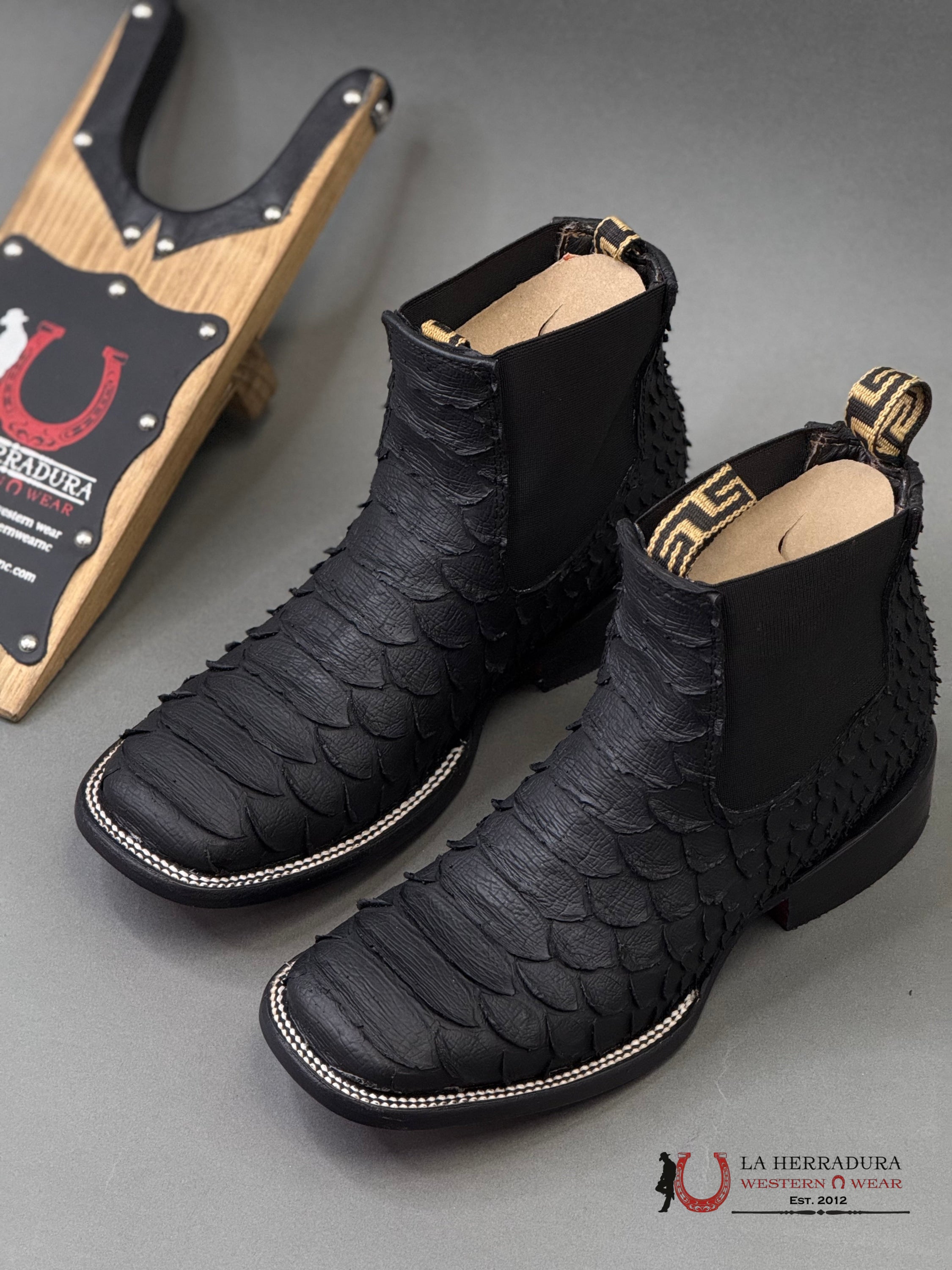 Botin Men’s Rancher Black Piton BOTAS HOMBRES