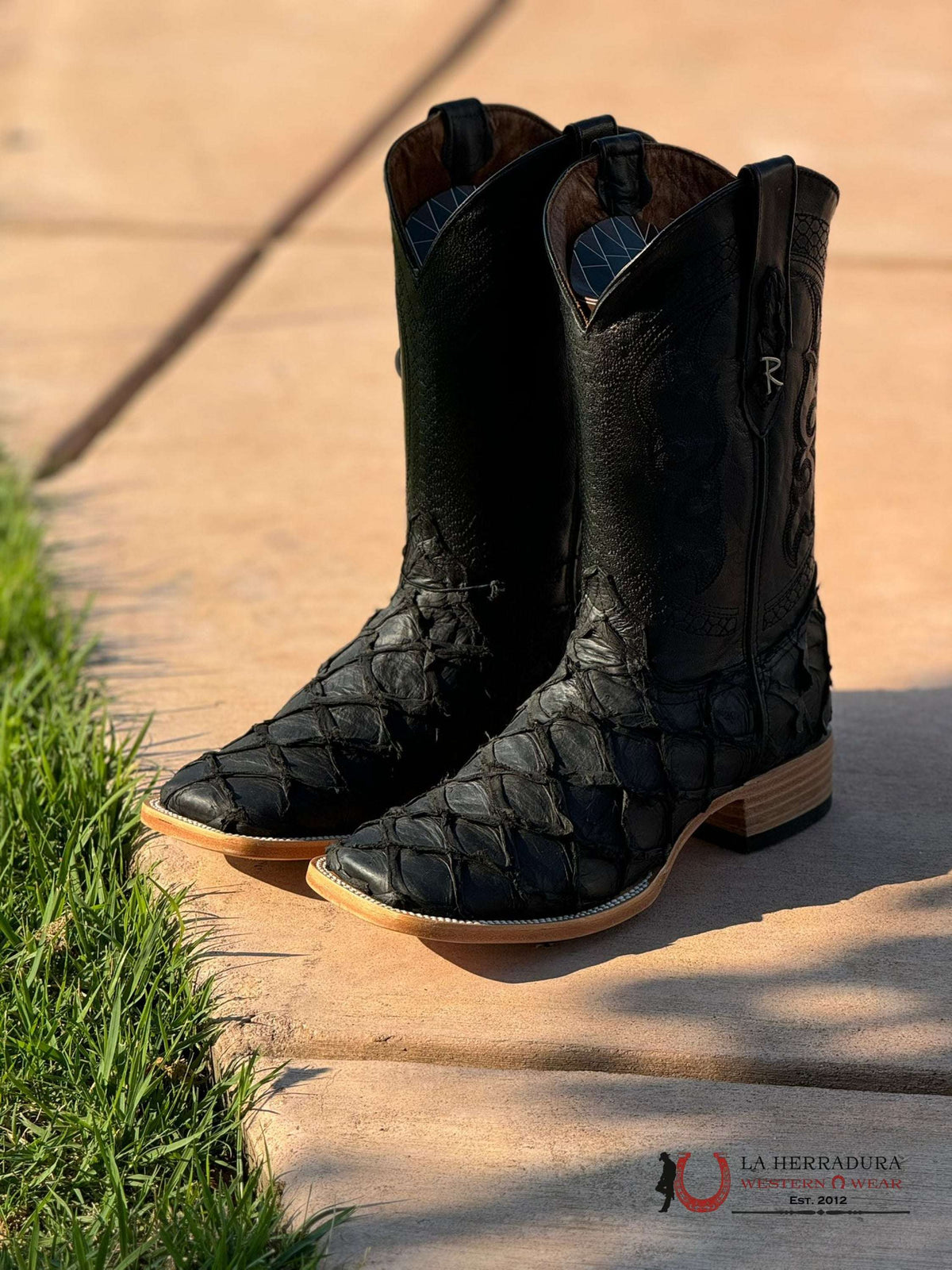 RANCHERS EXOTIC BIGBASS MATTE BLACK FLASH FISH BOOT SQ. TOE 