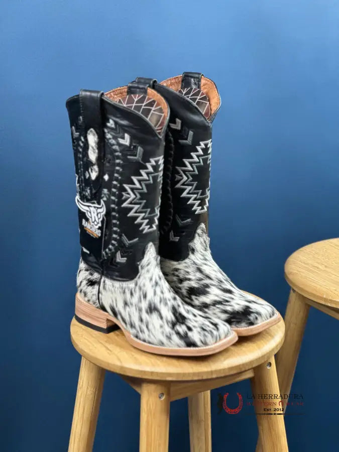 Ranchers Women Pelo De Vaca Ru Negro Cherokee Boot (Each Pair Is Unique) Botas Mujeres