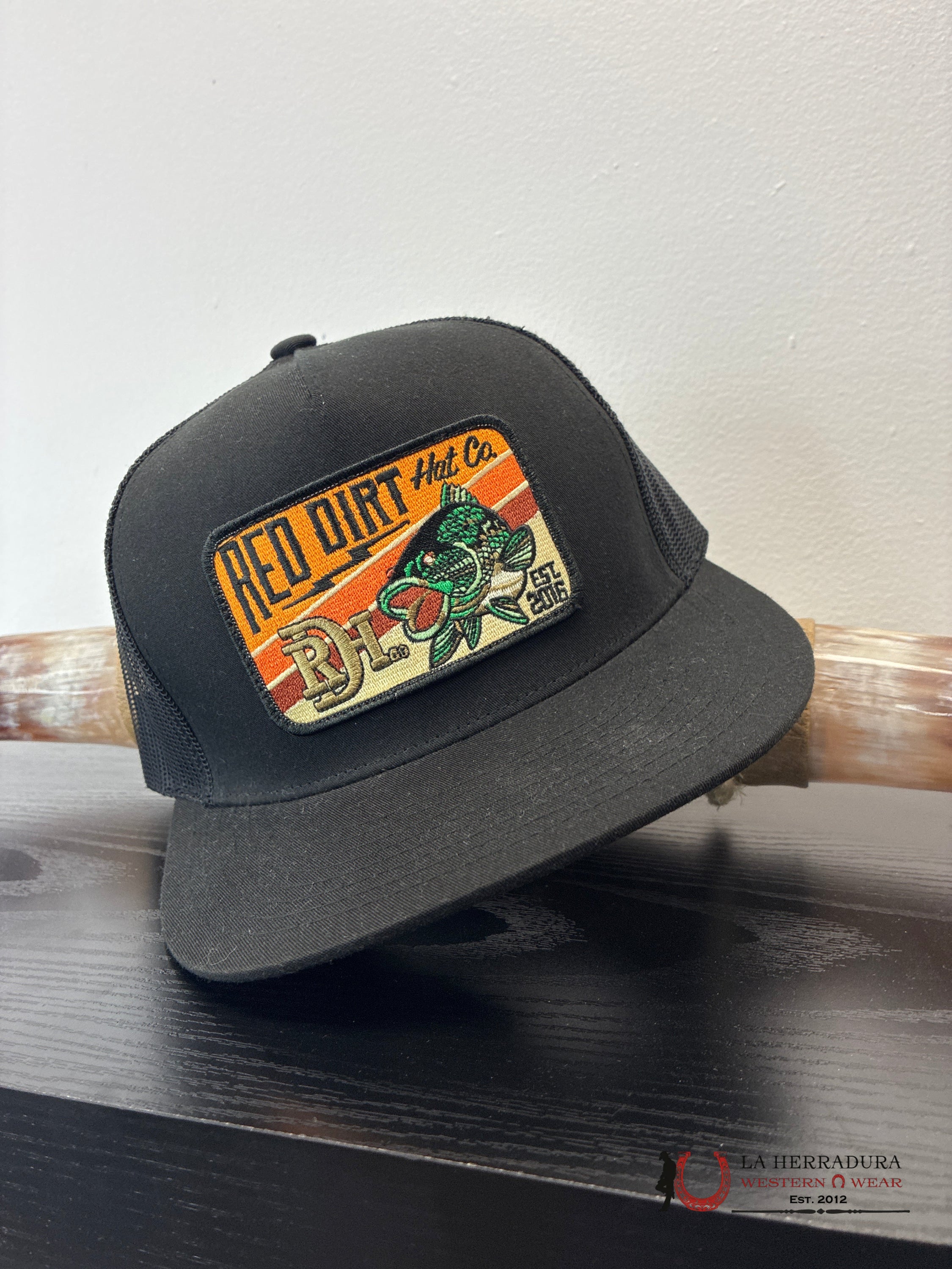 RED DIRT HAT BLACK CAPS MENS GORRAS HOMBRES