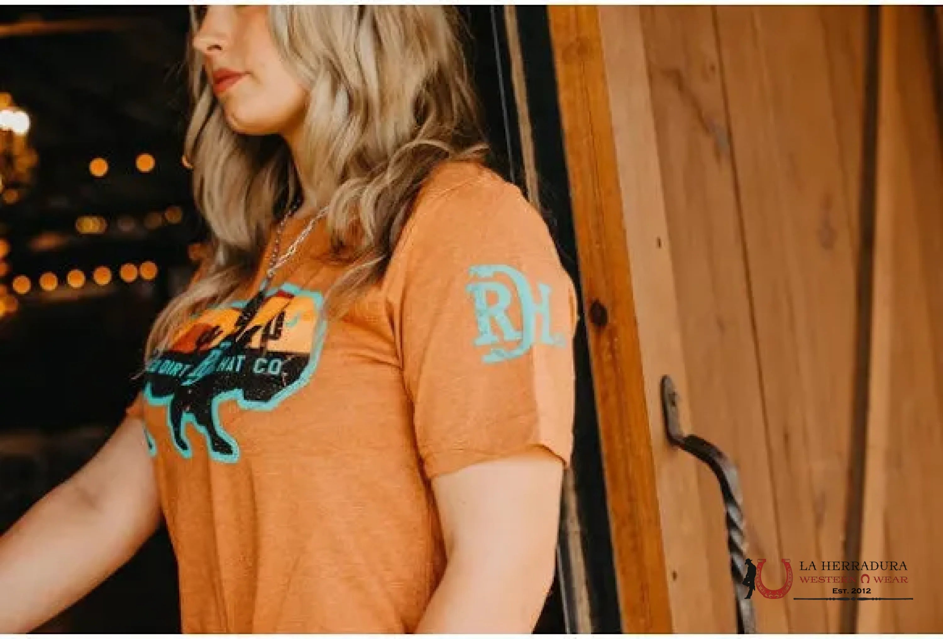 RED DIRT HAT CO. -BILLBOARD TSHIRT CM1992000HAU0A1 ROPA HOMBRES