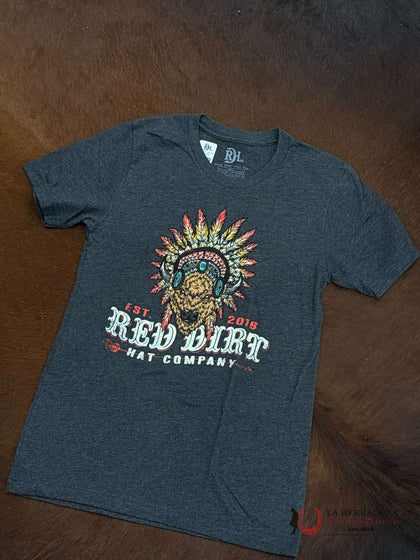 RED DIRT HAT CO. -CAMISETA BRISON HEAD DRESS