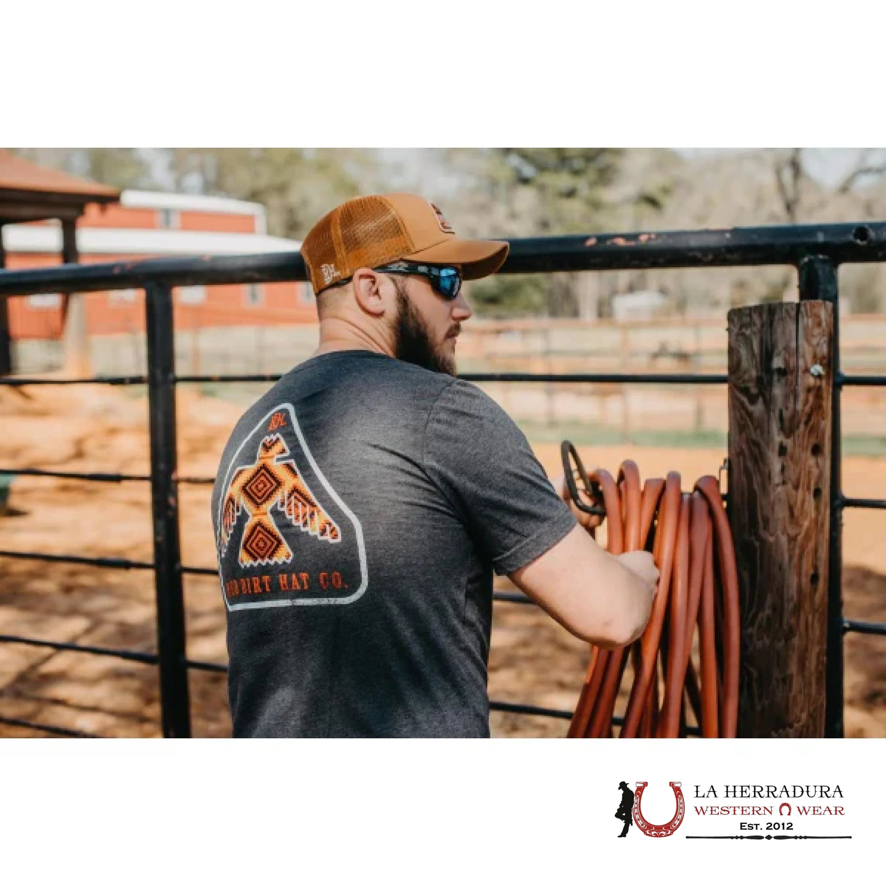 RED DIRT HAT CO. -DARK HEATHER GREY ROPA HOMBRES