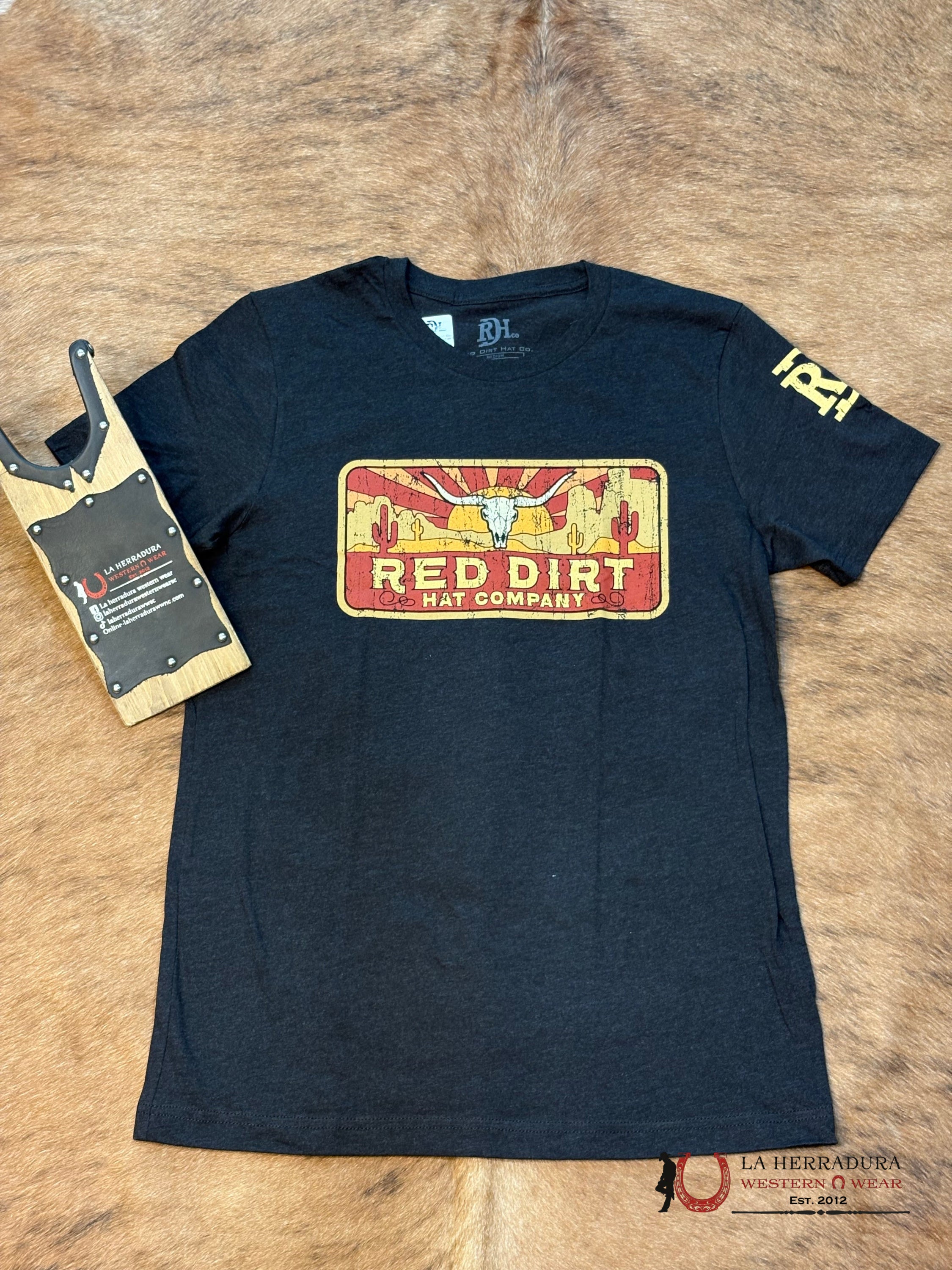 RED DIRT HAT CO. SUNSET BUFFALO TSHIRT CL8922000BLH1A1 ROPA HOMBRES