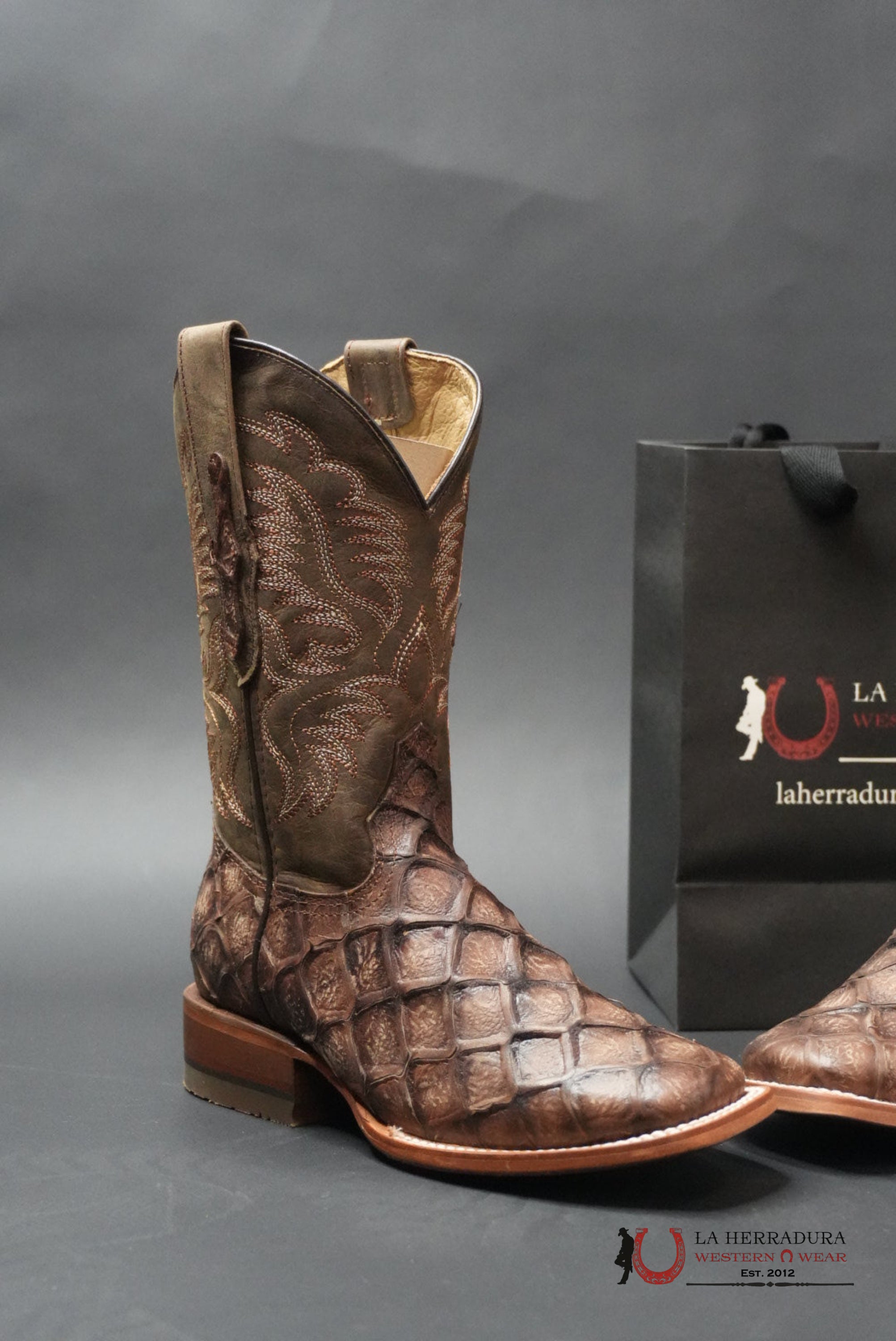 REYWELT REY071 ANGUS PESCADO RÚSTICO CAFÉ BOTAS MUJERES