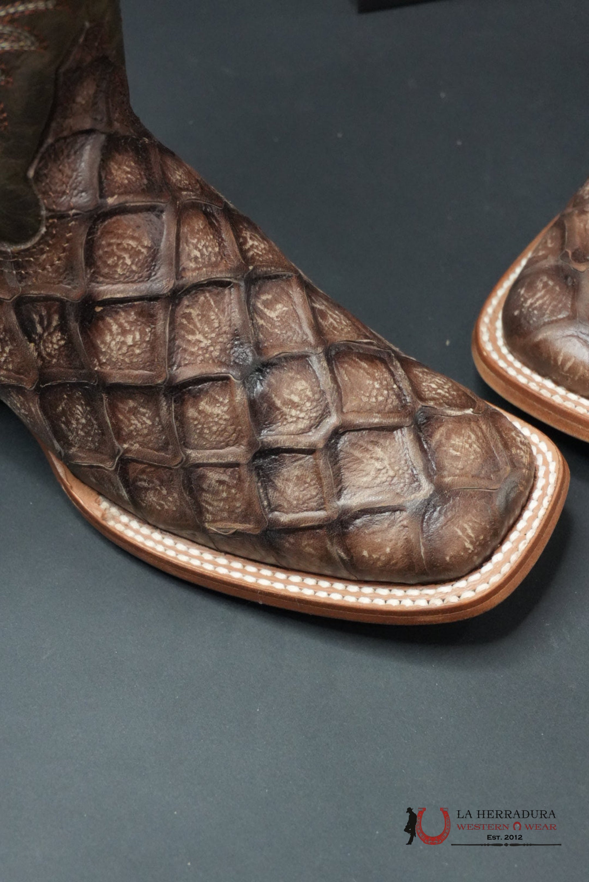 REYWELT REY071 ANGUS PESCADO RÚSTICO CAFÉ BOTAS MUJERES