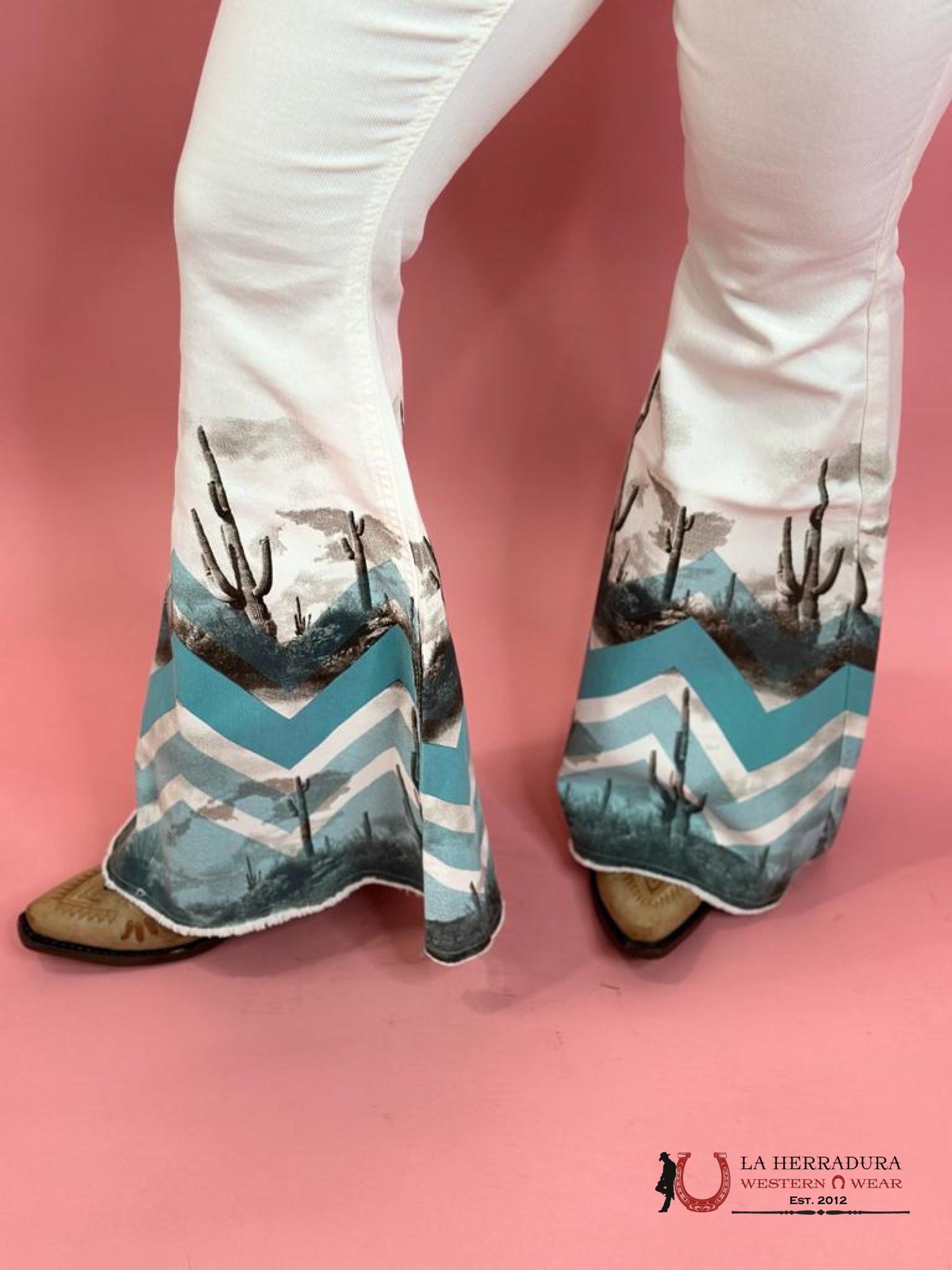 Rock&Roll White Bargain Button Bell High Rise Jeans Women