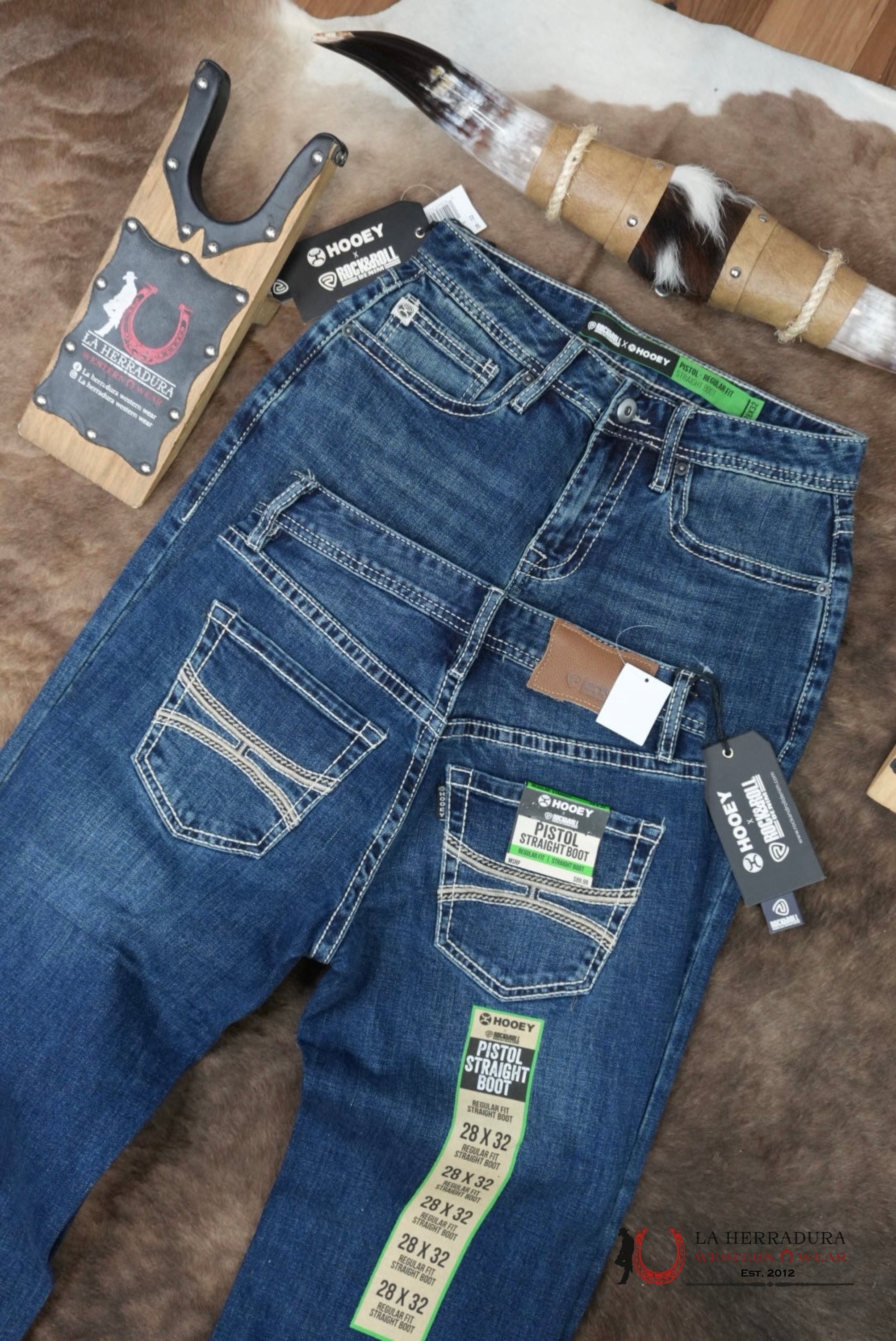 ROCK&ROLL X HOOEY ROPE EMB. PISTOL STRAIGHT BOOT - 5036 ROPA HOMBRES