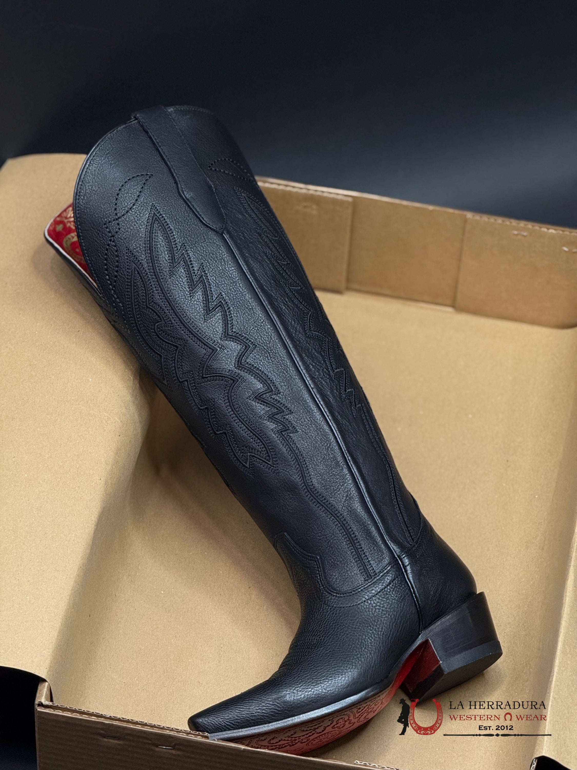 ALEXA WIDE CALF ROCCA SOFT BLACK PUNTAL LADY RED BOTTOM TALL BOOT BOTAS MUJERES
