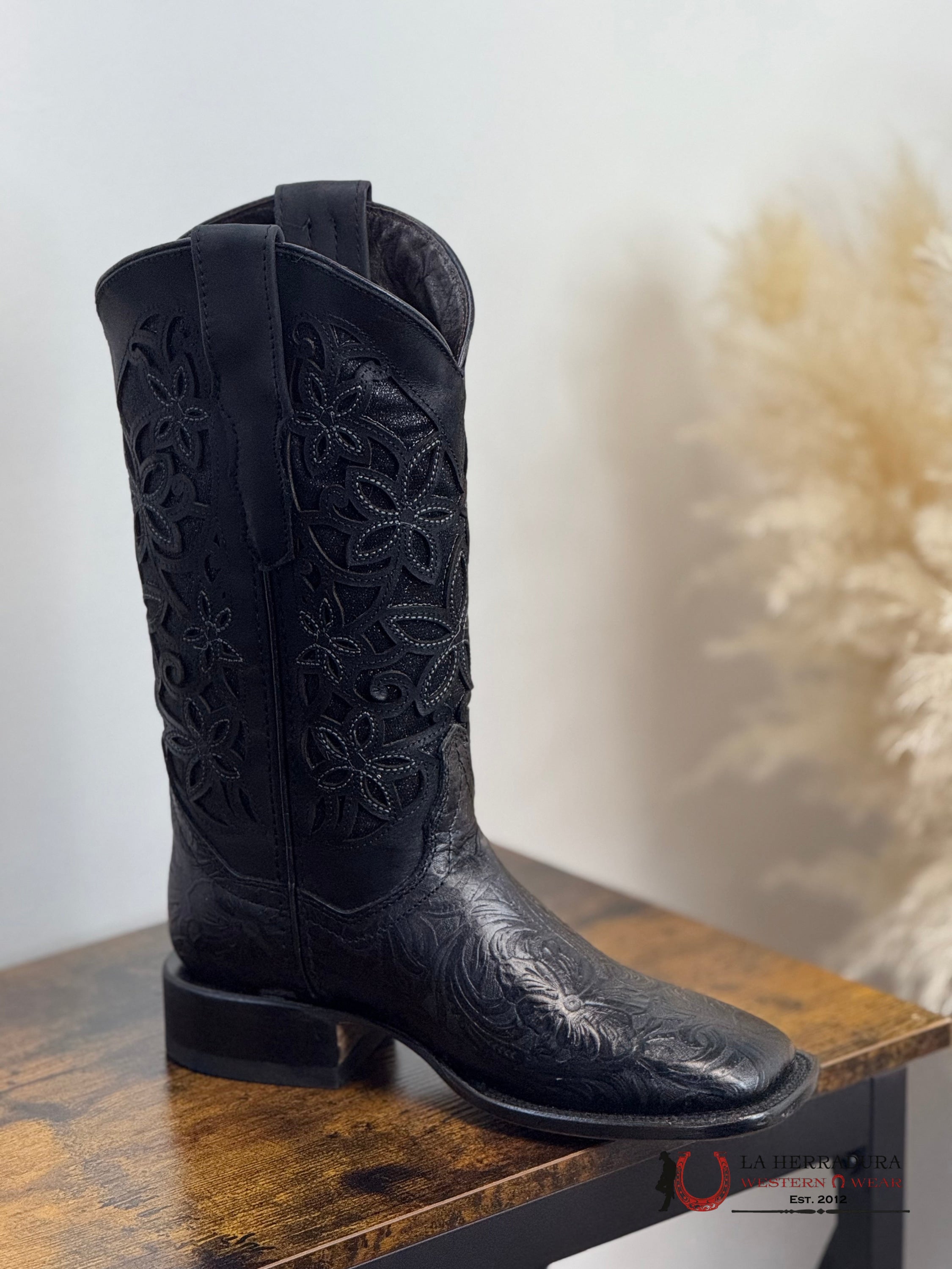 ROCKEM ALMA FLOR DE LUZ BLACK W/ GLITTER INLAY BROWN BOTTOM SQ. TOE BOTAS MUJERES