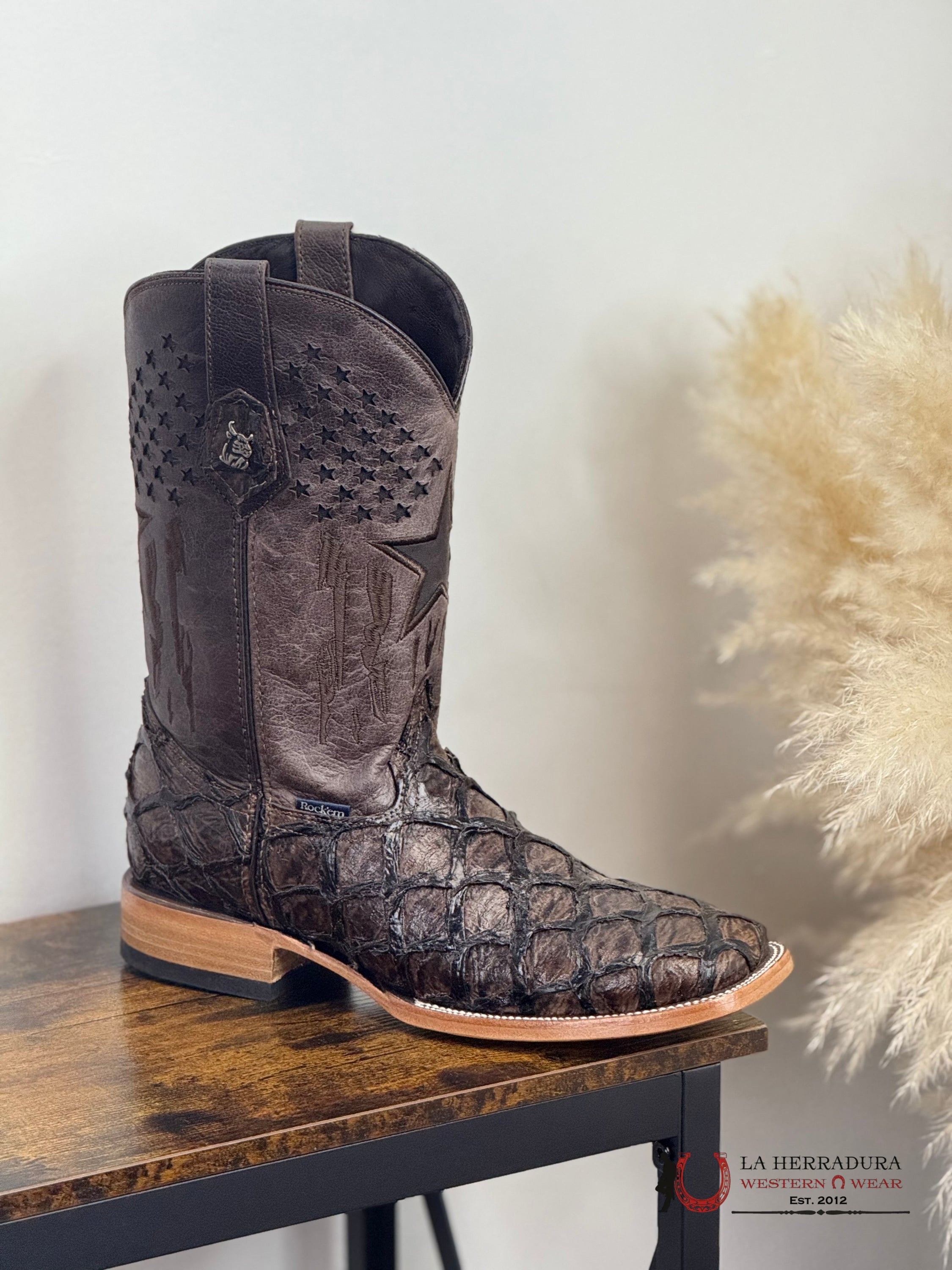 ROCKEM CLON FISH BOOT SHINY BROWN PIRARUCU SQ. TOE BOTAS HOMBRES