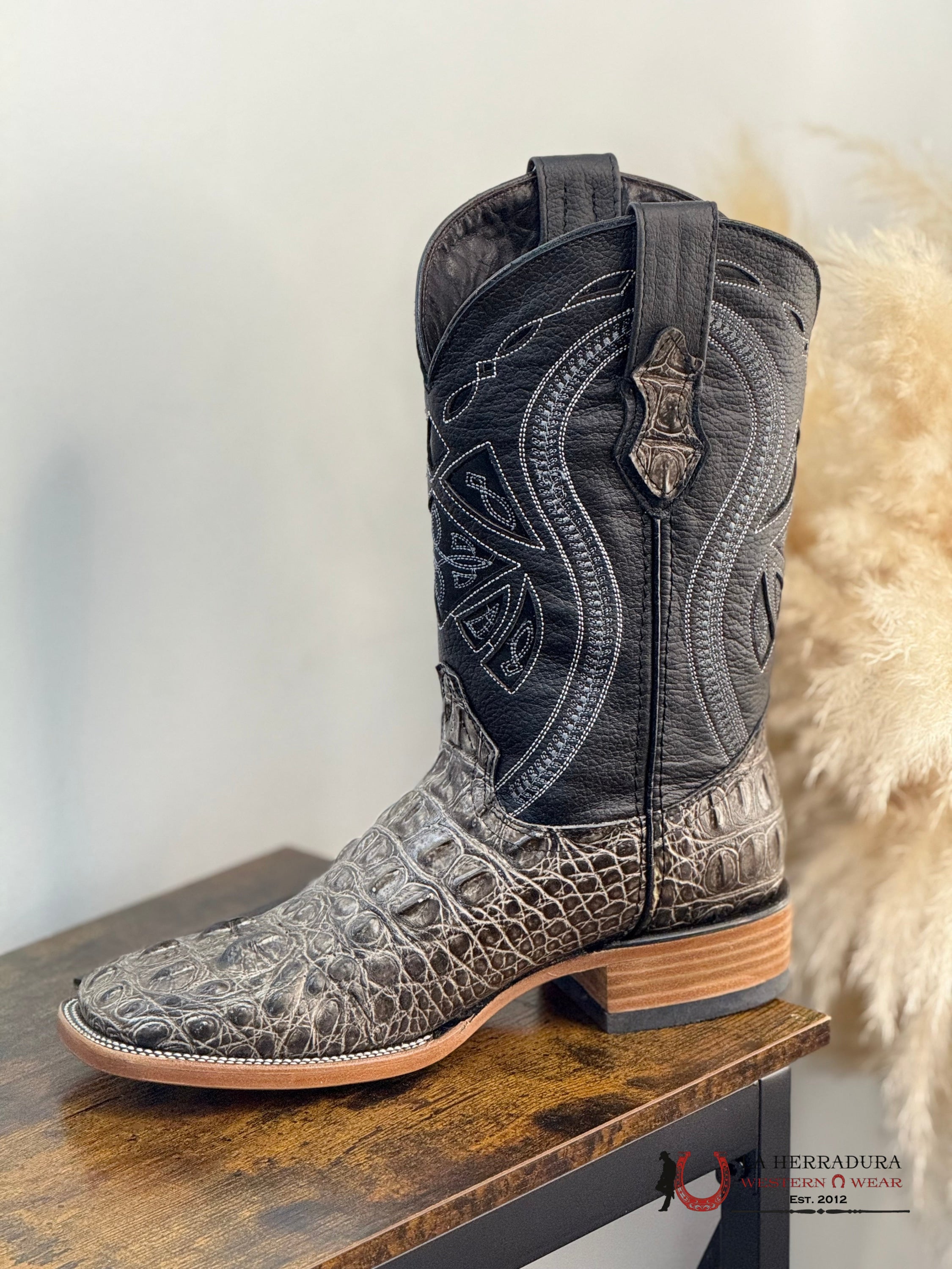 ROCKEM CLON NUCA NATURAL GREY SQ. TOE BOOT BOTAS HOMBRES